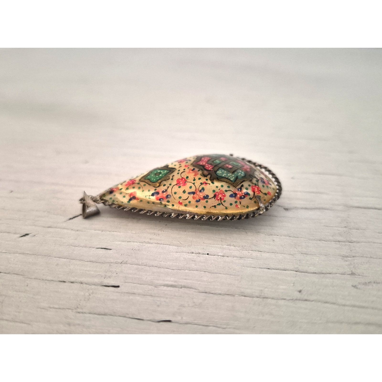 Other Vintage Persian Hand Painted Mother of Pearl Pendant Size ONE SIZE - 3 Thumbnail