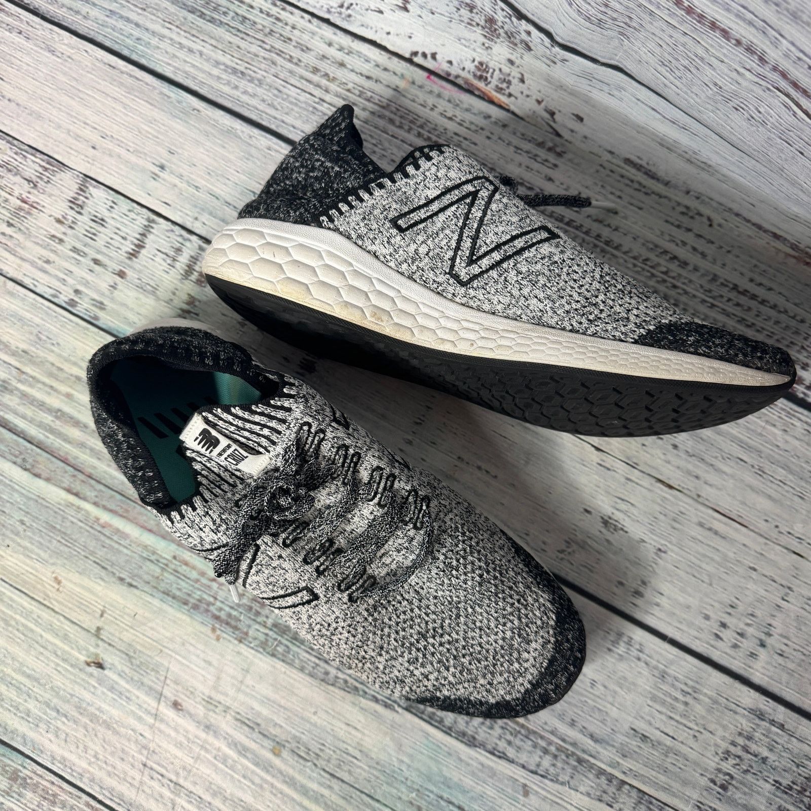 New Balance New Balance Motif Free Foam Black & White Sneakers Womens 11 Size US 11 / IT 41 - 1 Thumbnail