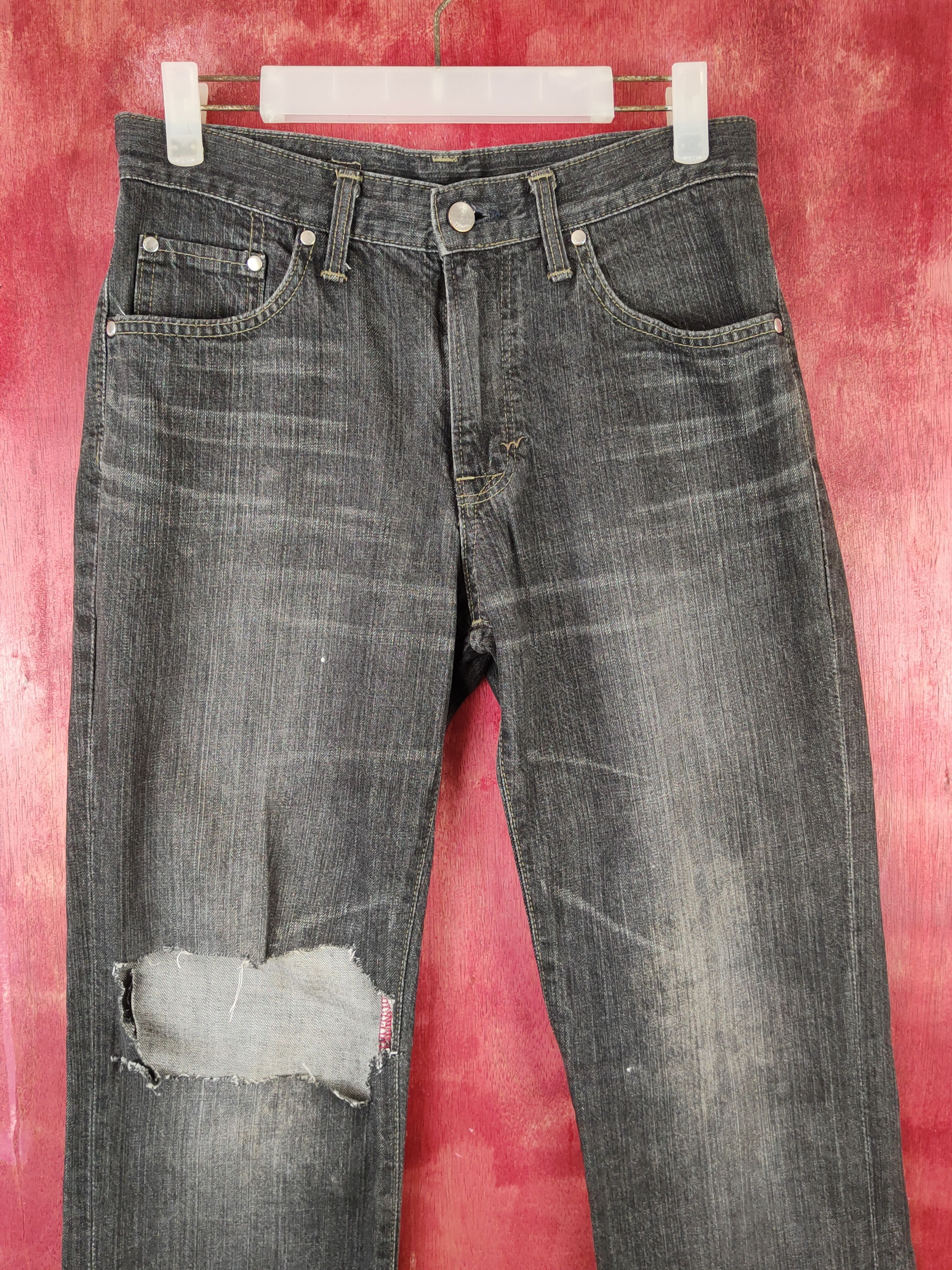 Edwin × Japanese Brand Edwin Black Distressed Ripped Jeans #S1851 Size US 29 - 2 Thumbnail
