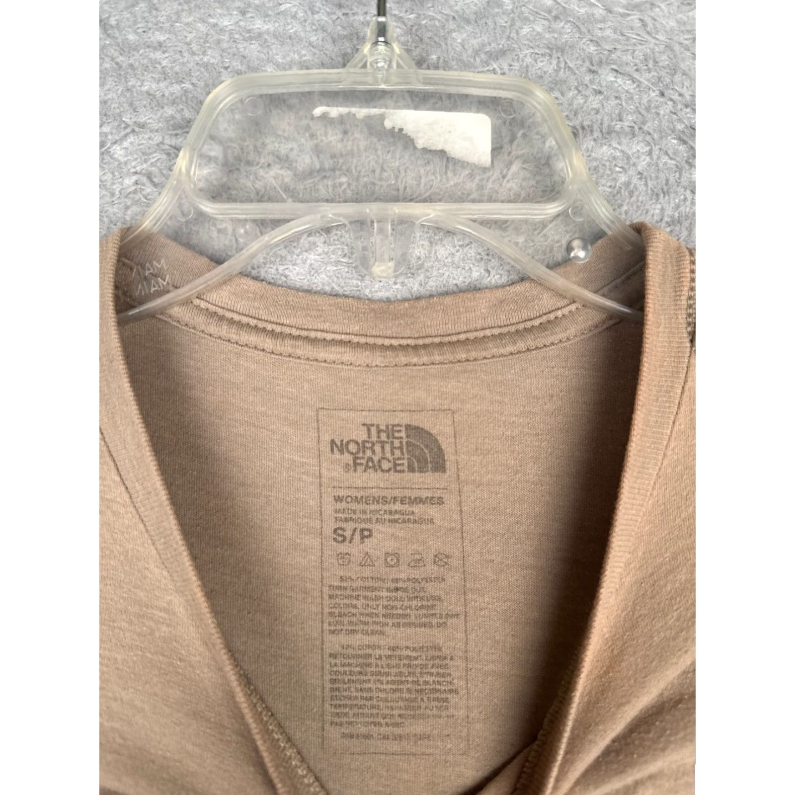 The North Face The North Face Shirt Women S Beige Short Sleeve Cotton Blend Tee Casual Readers Note: Bleach spots, holes, print cracking Size S / US 4 / IT 40 - 7 Thumbnail