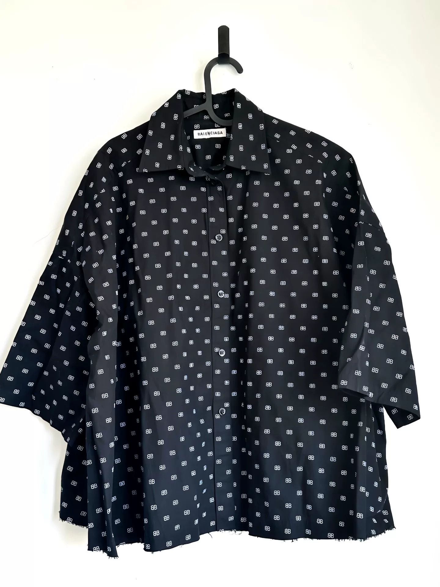 Balenciaga Balenciaga SS19 BLNCG Logo Short-Sleeve Shirt Size XXS / US 00 / IT 34 - 1 Thumbnail