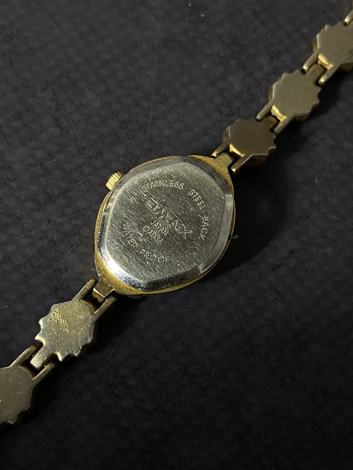Japanese Brand OMAX Quartz Crystal Watch, Vintage Two-tone Size ONE SIZE - 4 Thumbnail