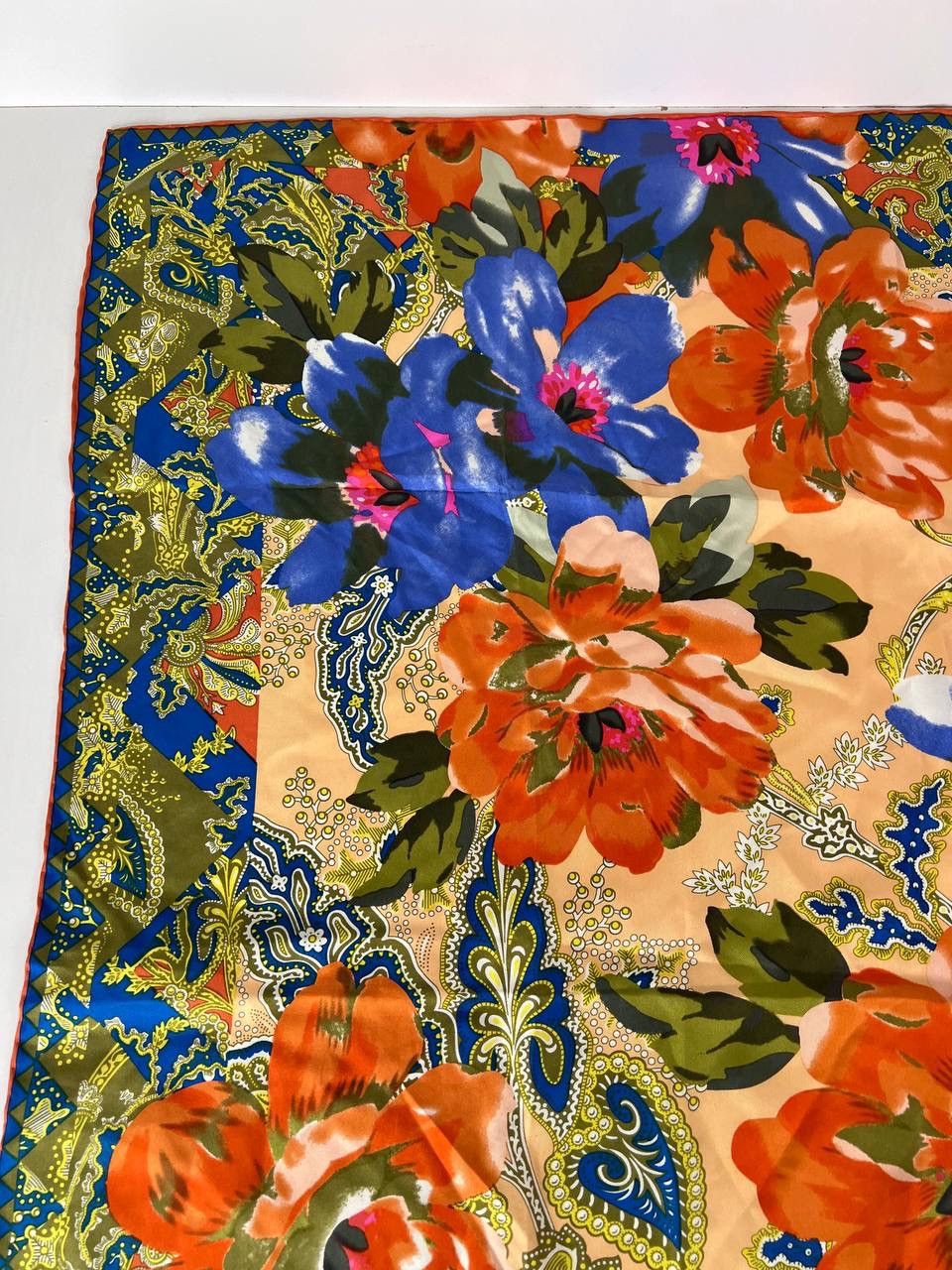 Kenzo Kenzo silk 90s flower scarf Size ONE SIZE - 5 Thumbnail