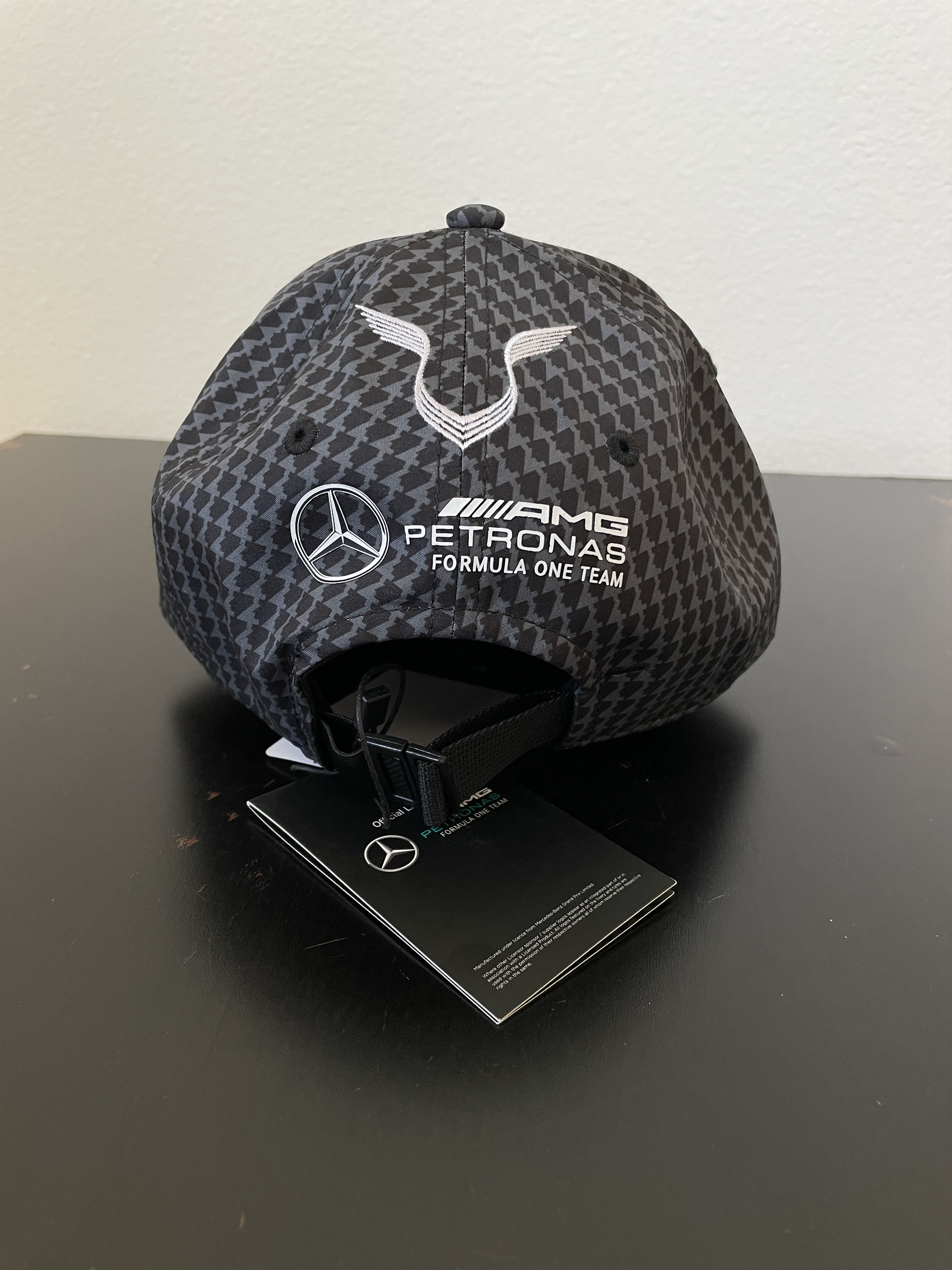 Mercedes-Benz NWT Lewis Hamilton Mercedes AMG Petronas Racing Cap Size ONE SIZE - 3 Thumbnail