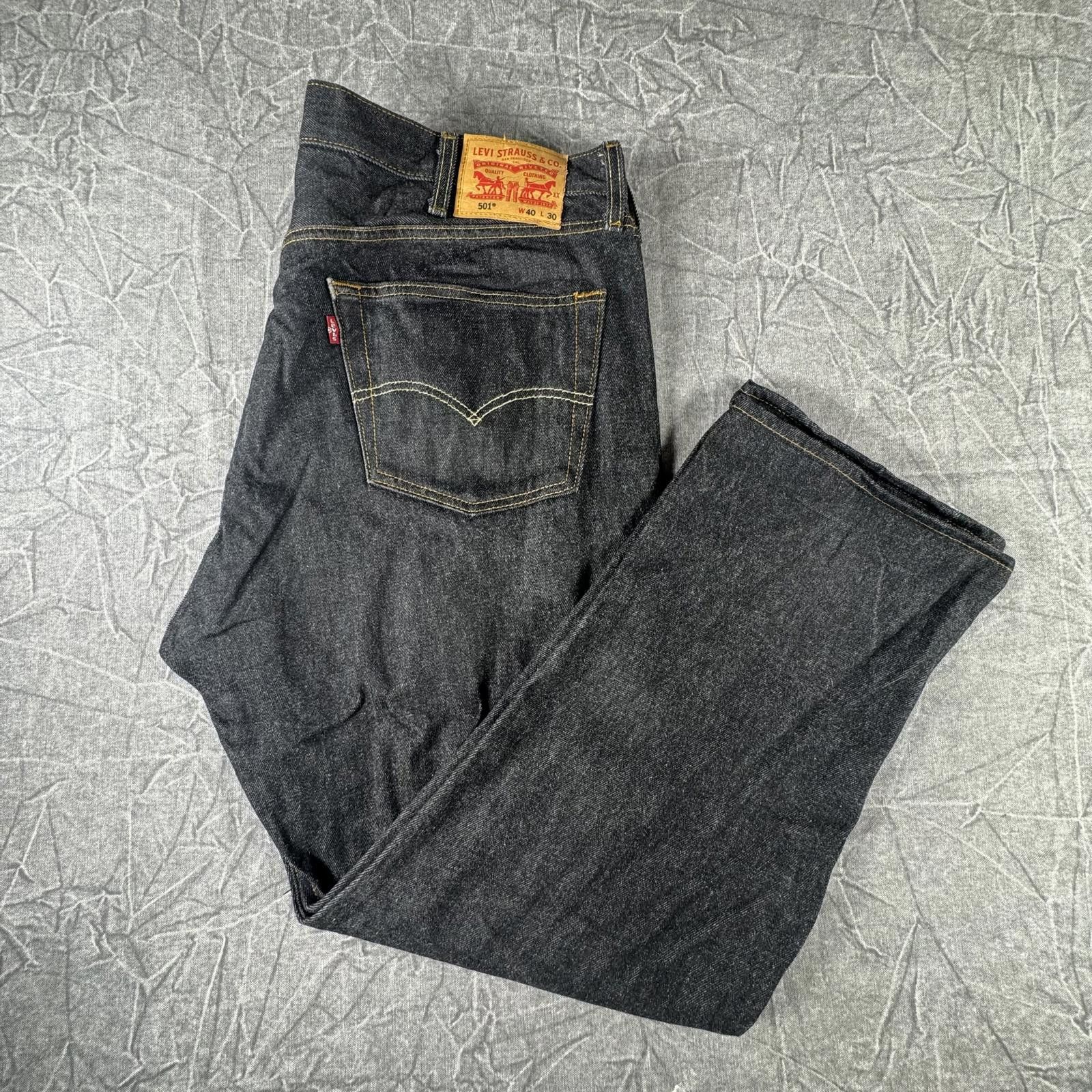 Levi's Levi's Jeans Men's 40x30 Black 501 Button Fly Size US 40 / EU 56 - 1 Thumbnail