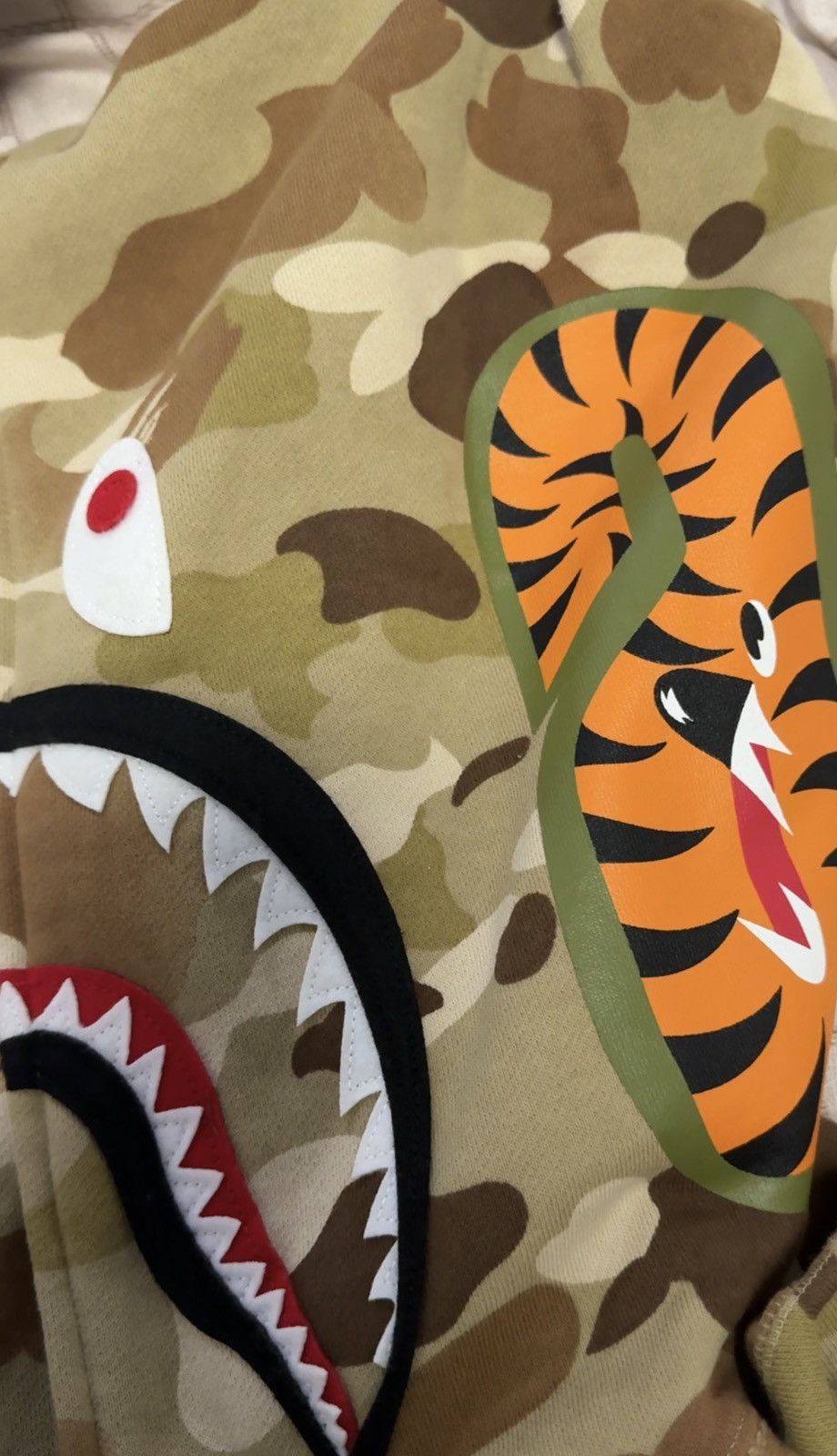 Bape BAPE 1st Camo Shark WGM Full Zip Hoodie (Beige) Size US M / EU 48-50 / 2 - 3 Thumbnail