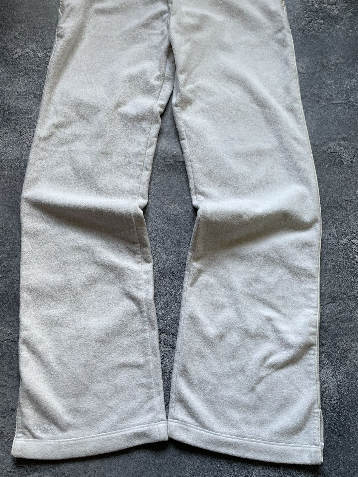Nike ACG × Vintage Vintage Nike ACG NikeFIT White Fleece Sweatpants Y2K Size 28" / US 6 / IT 42 - 5 Thumbnail
