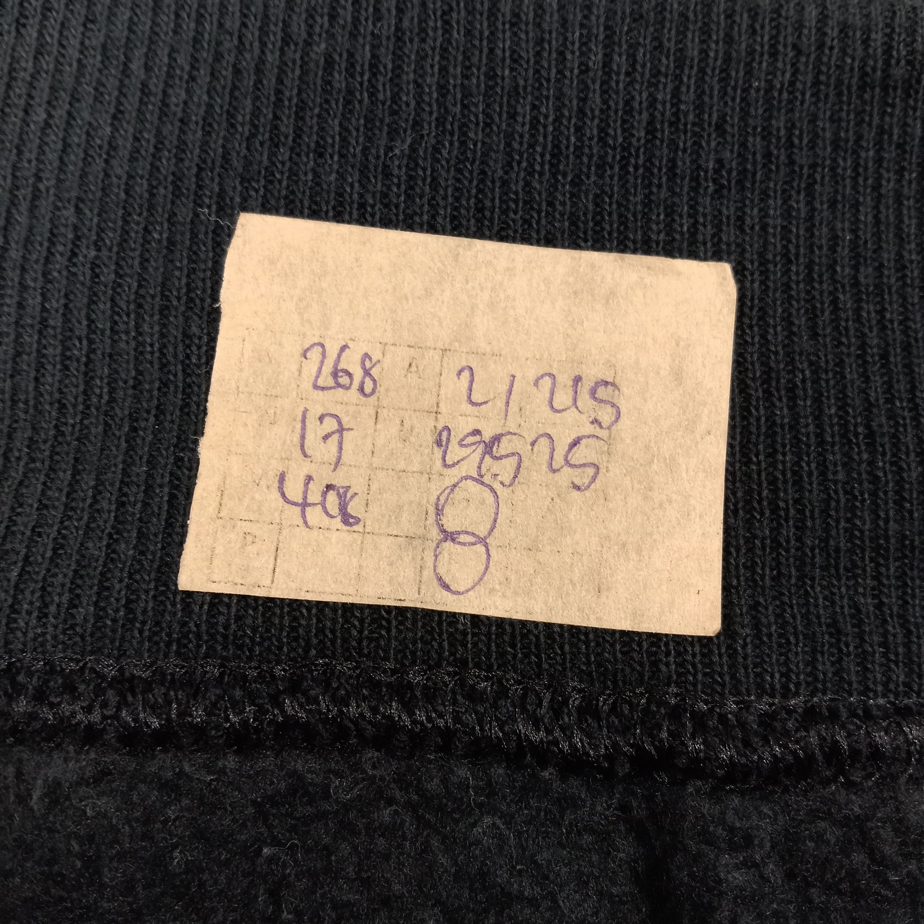 Vintage IOWA Mathero Families 90's Sweatshirt C268N17 Size US M / EU 48-50 / 2 - 8 Thumbnail
