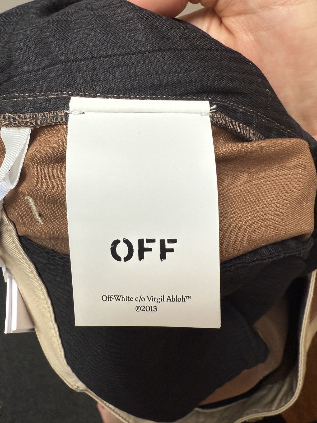 Off-White Off white pants/bottoms Size US 34 / EU 50 - 13 Thumbnail