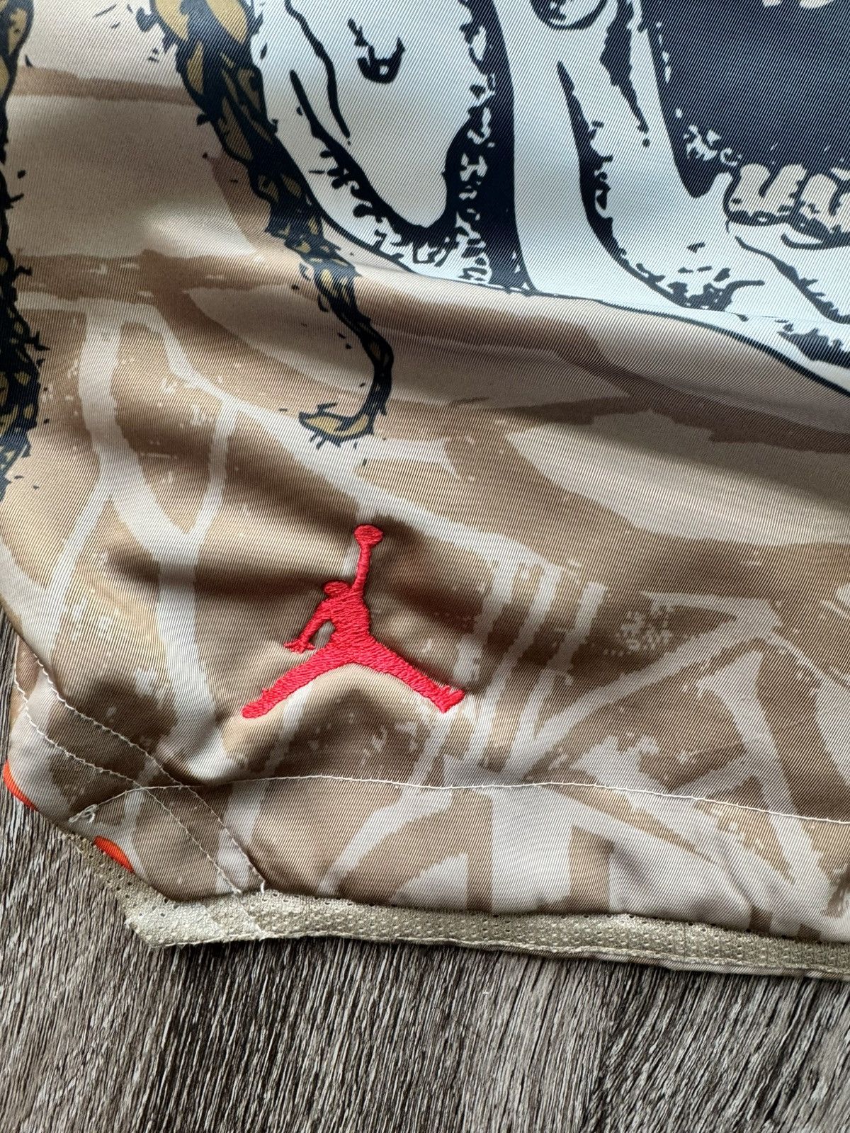 Jordan Brand × Travis Scott Travis Scott Cactus Jack x Jordan Pool Short Khaki Size US 34 / EU 50 - 6 Thumbnail