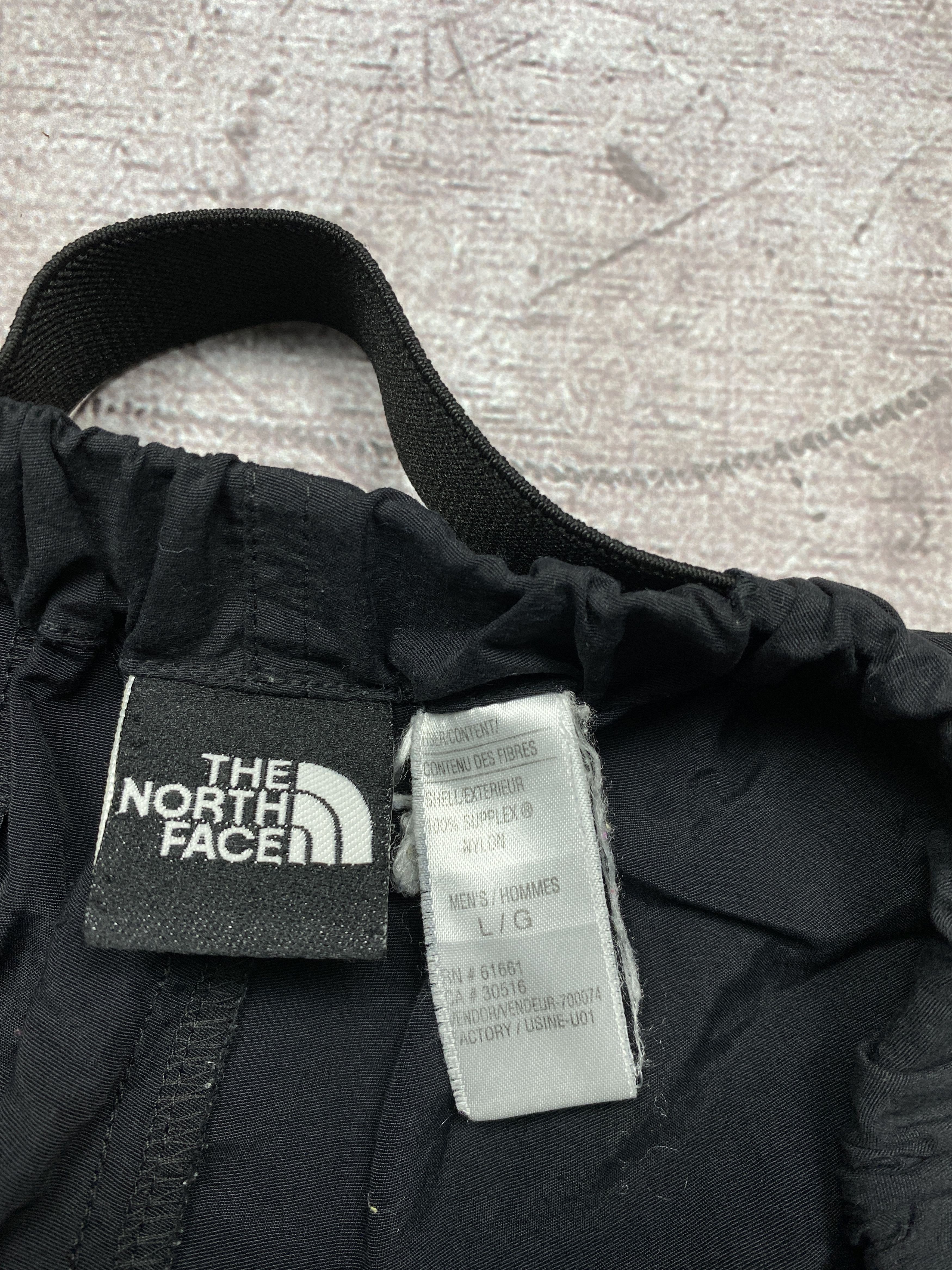 The North Face The North Face TNF Vintage Mens Nylon Outdoor Shorts Y2K Size US 34 / EU 50 - 4 Thumbnail