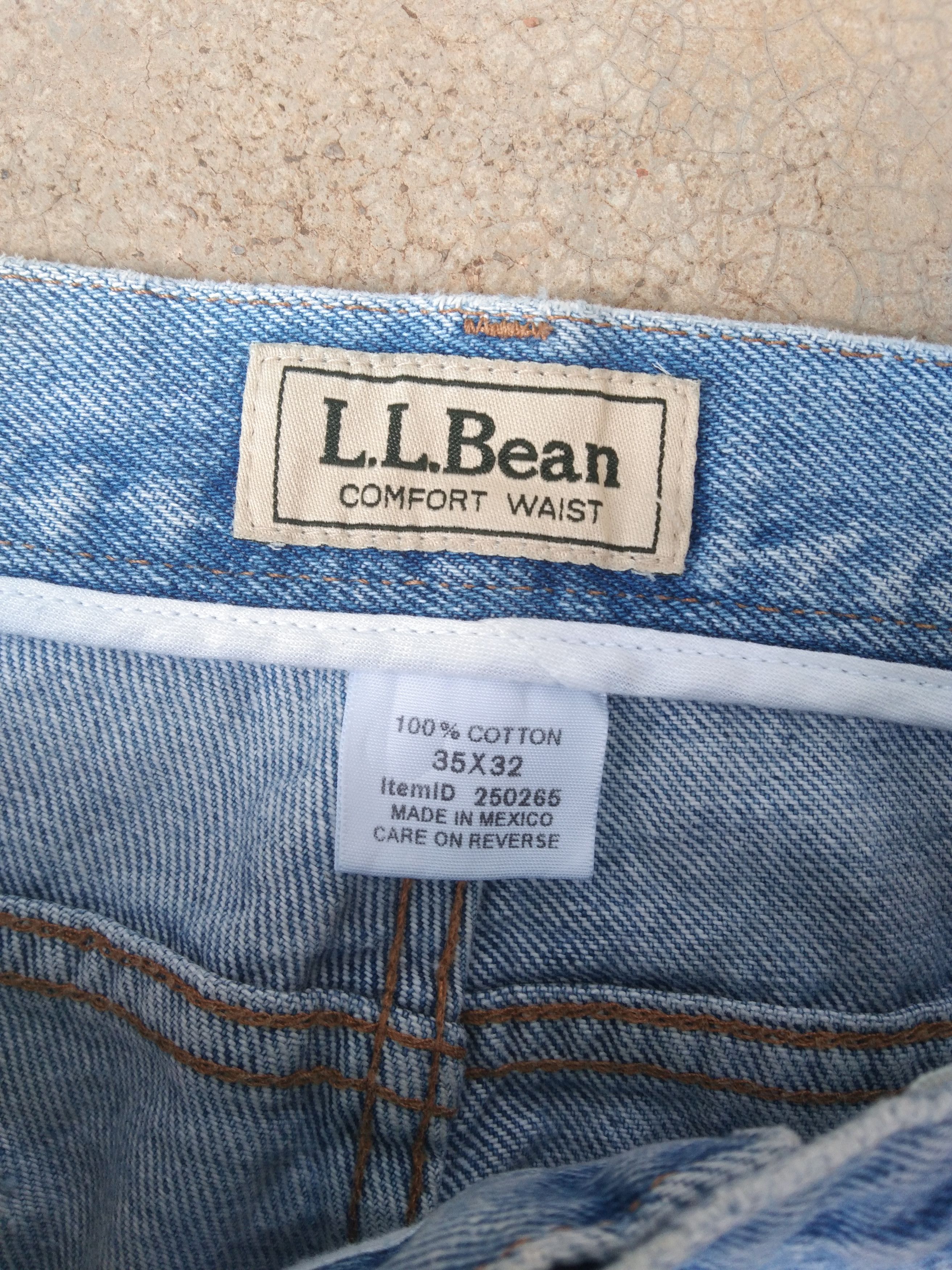 L.L. Bean Vintage L.L Bean Jeans 35x30 Size US 35 - 9 Thumbnail