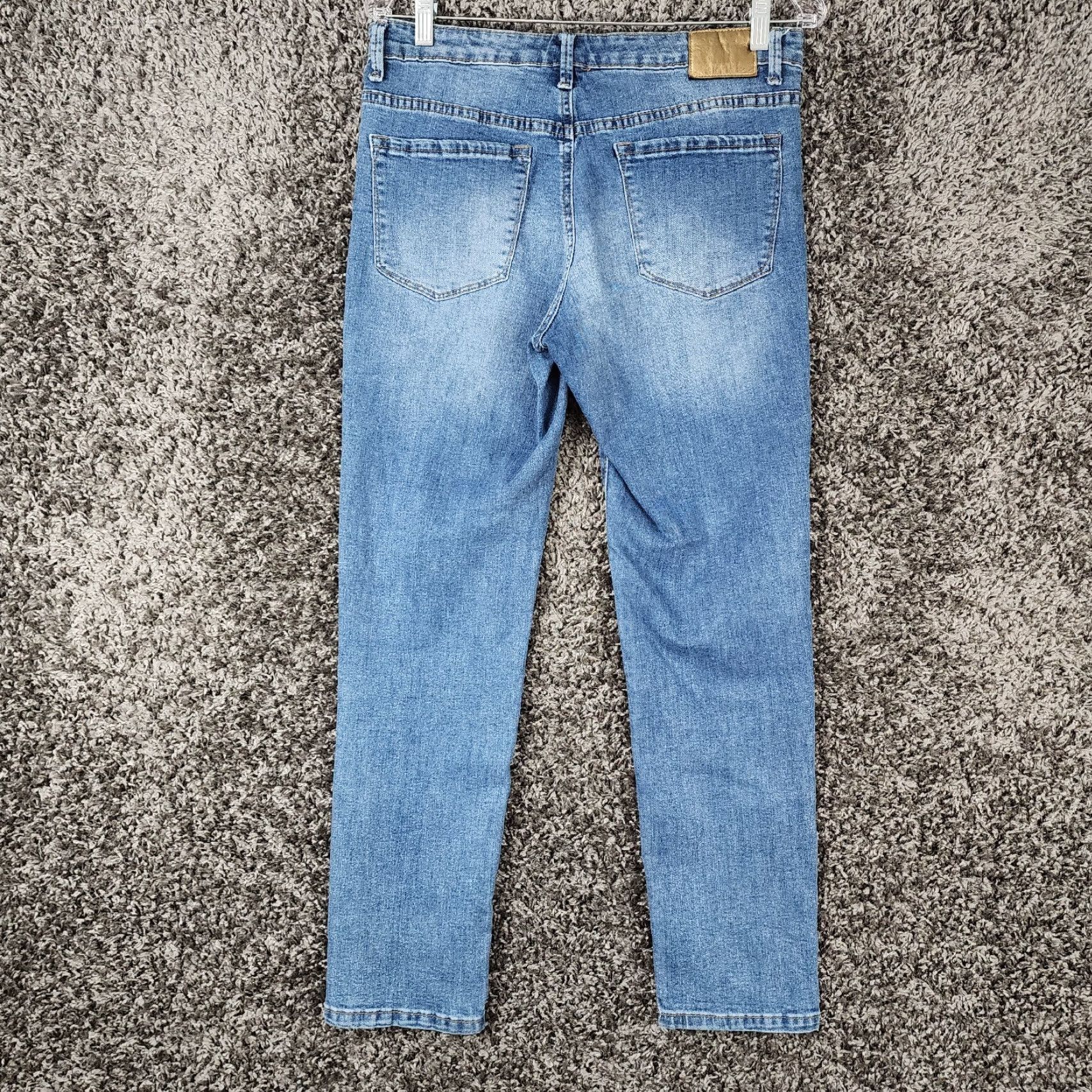 Anne Klein ANNE KLEIN Women's Jeans Girlfriend Badazzled Blue Size 6 Regular 32" Waist 28" Inseam Straight Blue Womens Size 28" / US 6 / IT 42 - 5 Thumbnail