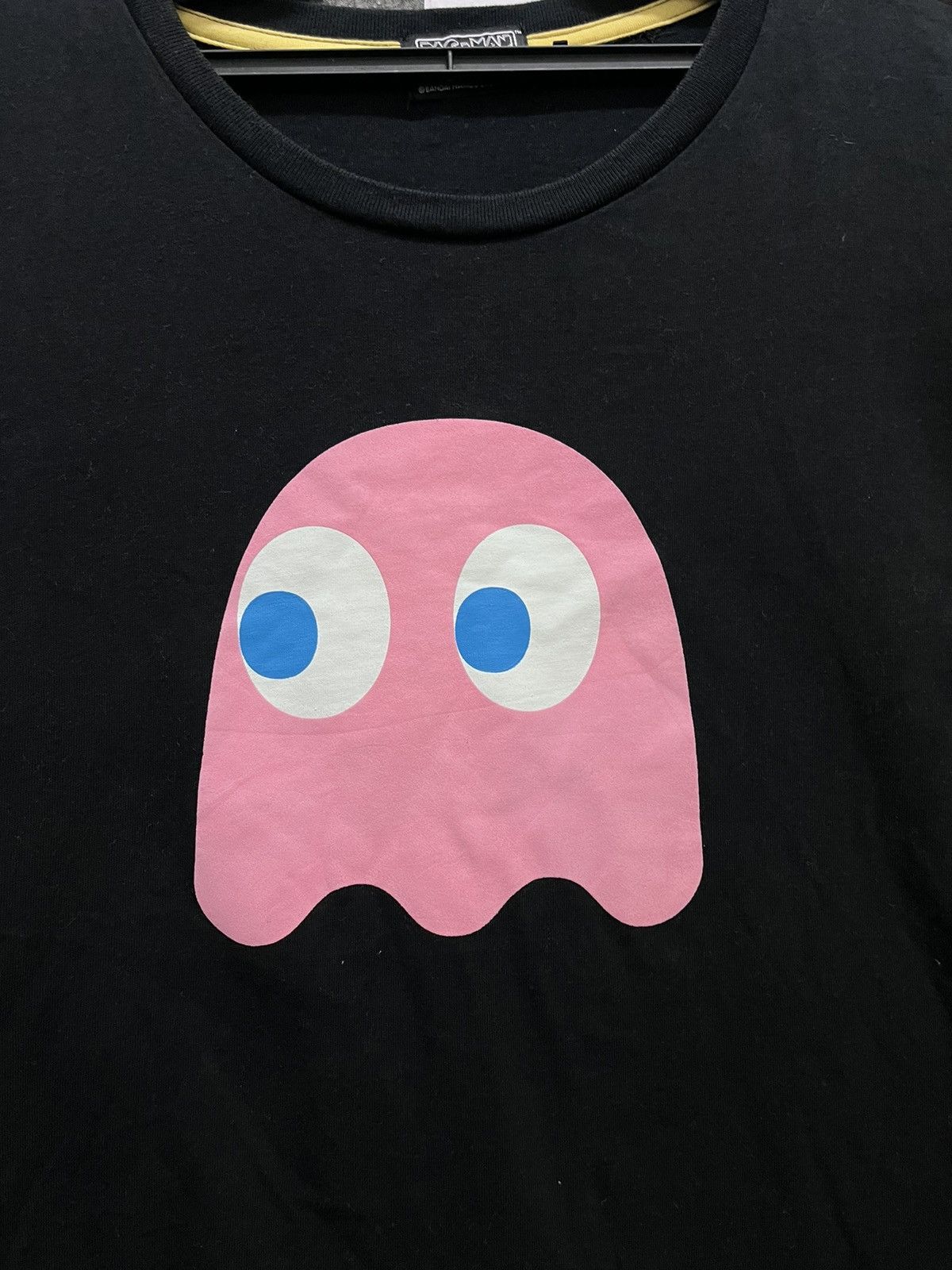 Other Pac-man tee black size xl Size US XL / EU 56 / 4 - 2 Thumbnail