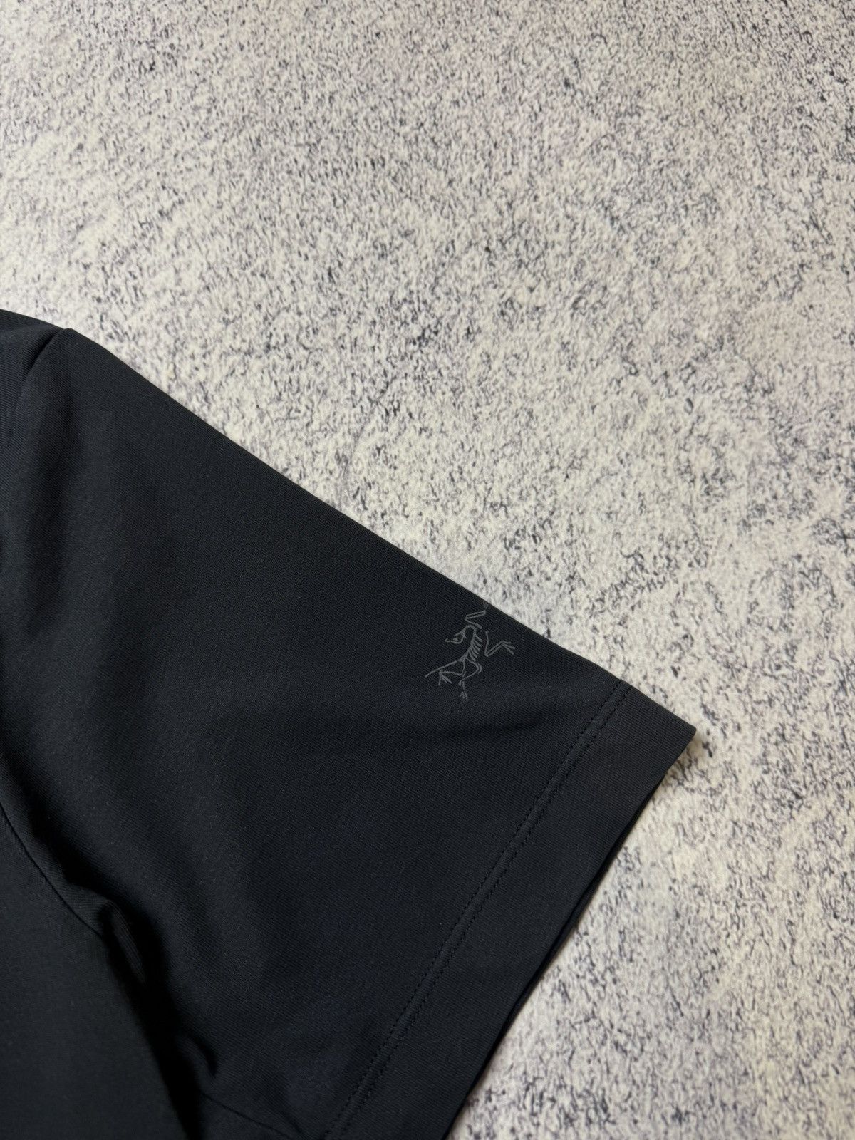 Arc'teryx Mens Arcteryx Black Polo Shirt Size M Size US M / EU 48-50 / 2 - 6 Thumbnail