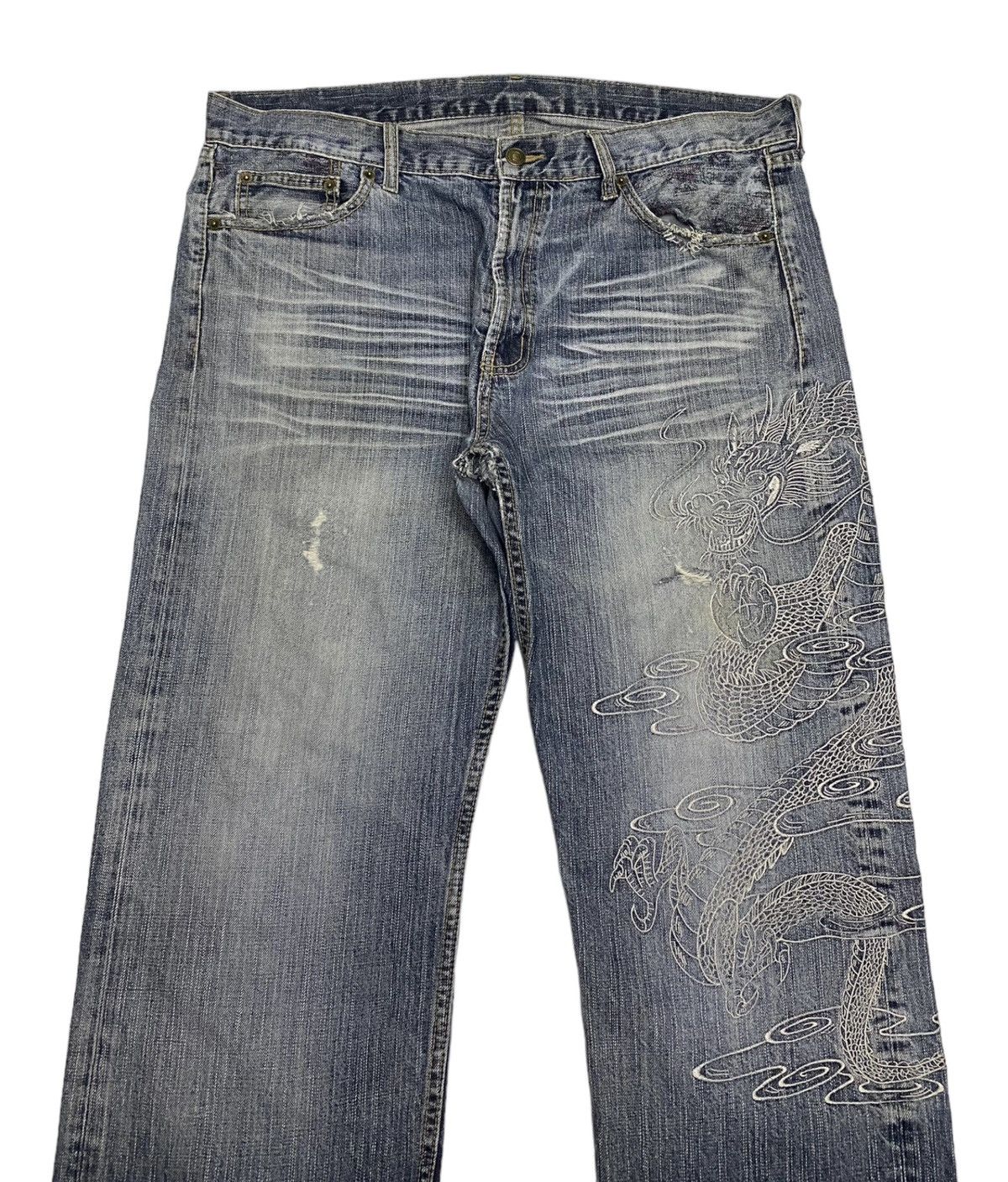 Dragonfly VINTAGE JAPANESE DRAGON EMBROIDERY BAGGY DISTRESSED DENIM Size US 39 - 1 Thumbnail