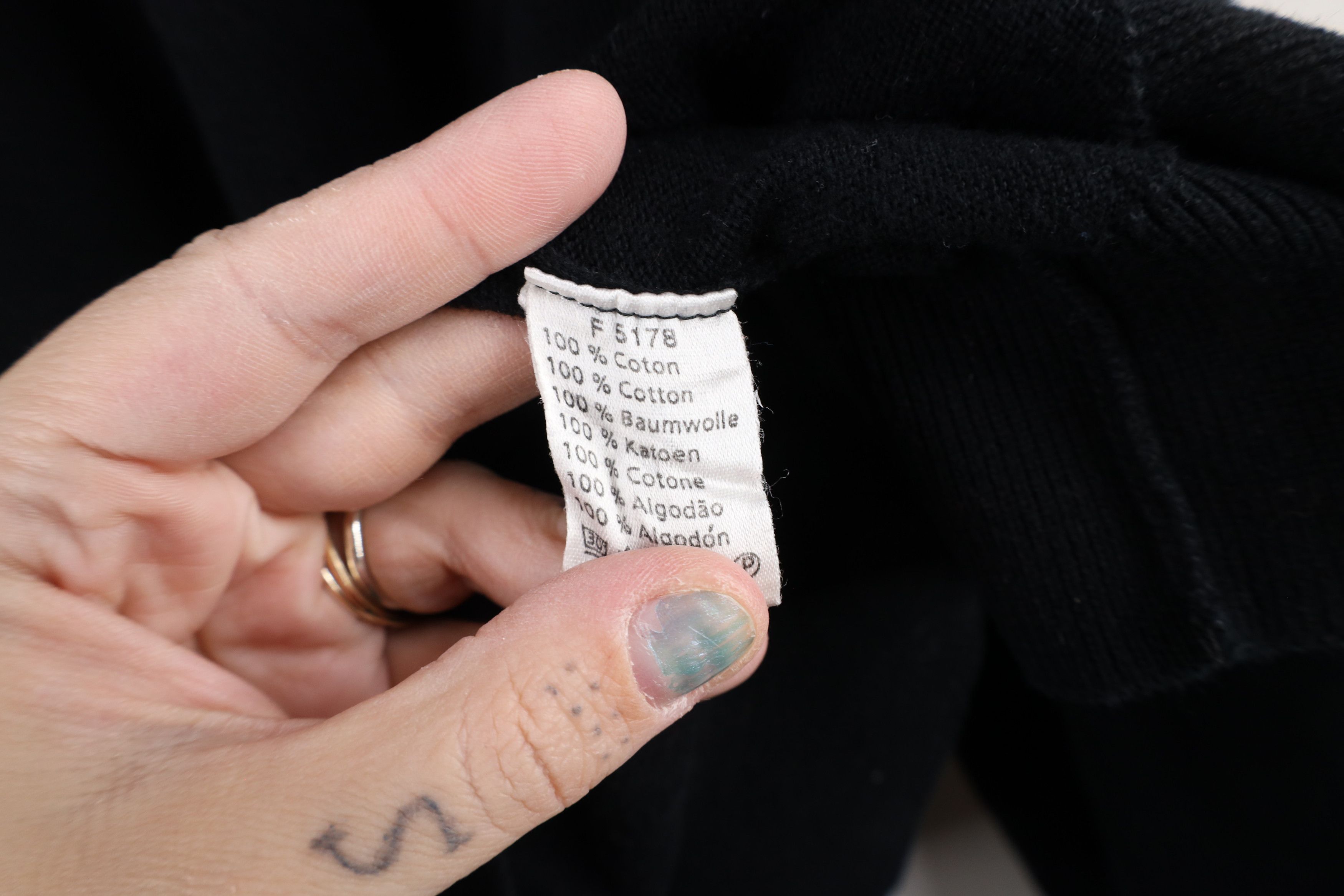 Lacoste × Vintage Vintage Lacoste Croc Logo Cotton Knit V-Neck Sweater Black Size US M / EU 48-50 / 2 - 8 Thumbnail
