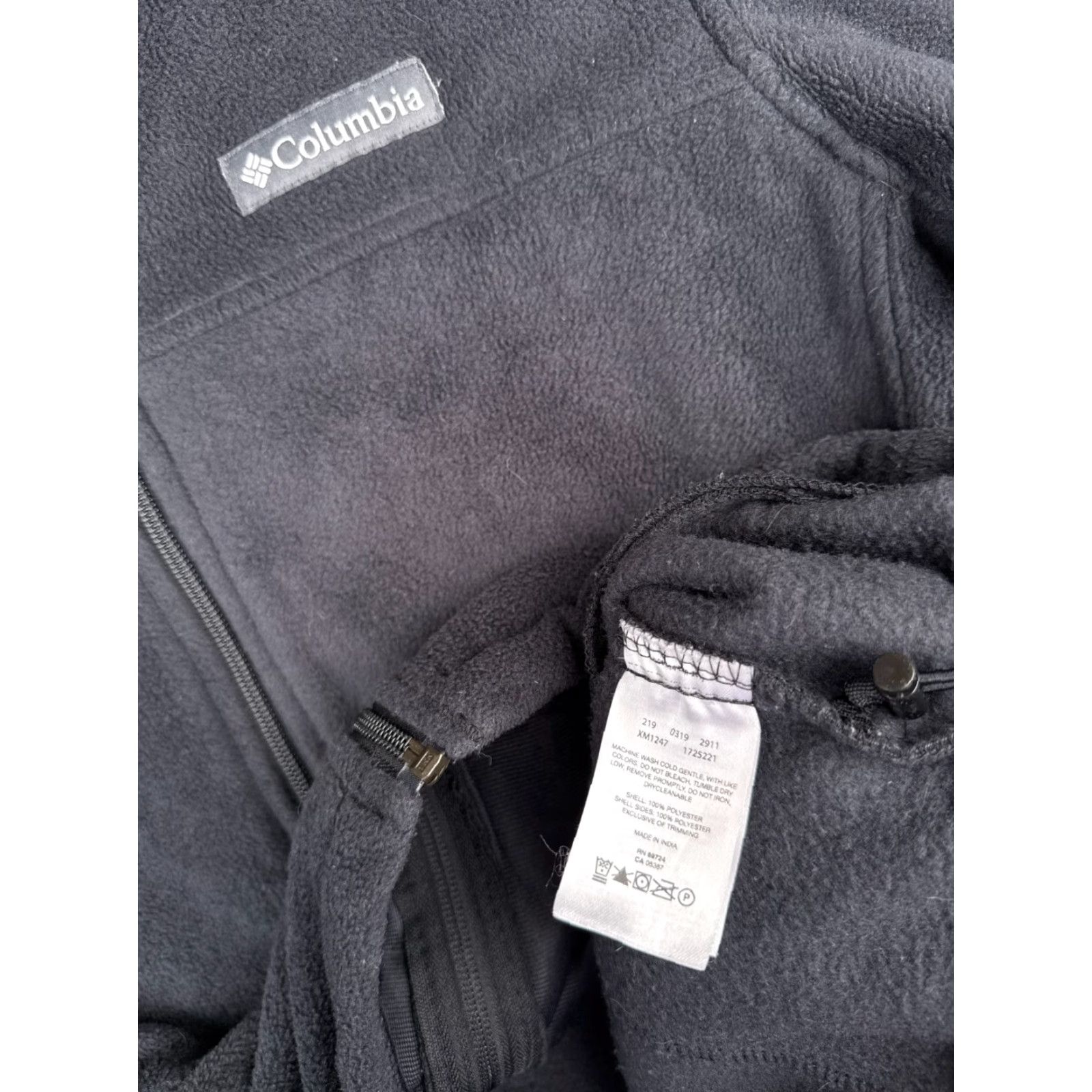 Vintage Columbia Jacket Mens M Gray Full Zip Mock Neck Windbreaker Outdoor American Casual Travel Workwear Front Zip Logo Size US M / EU 48-50 / 2 - 7 Thumbnail