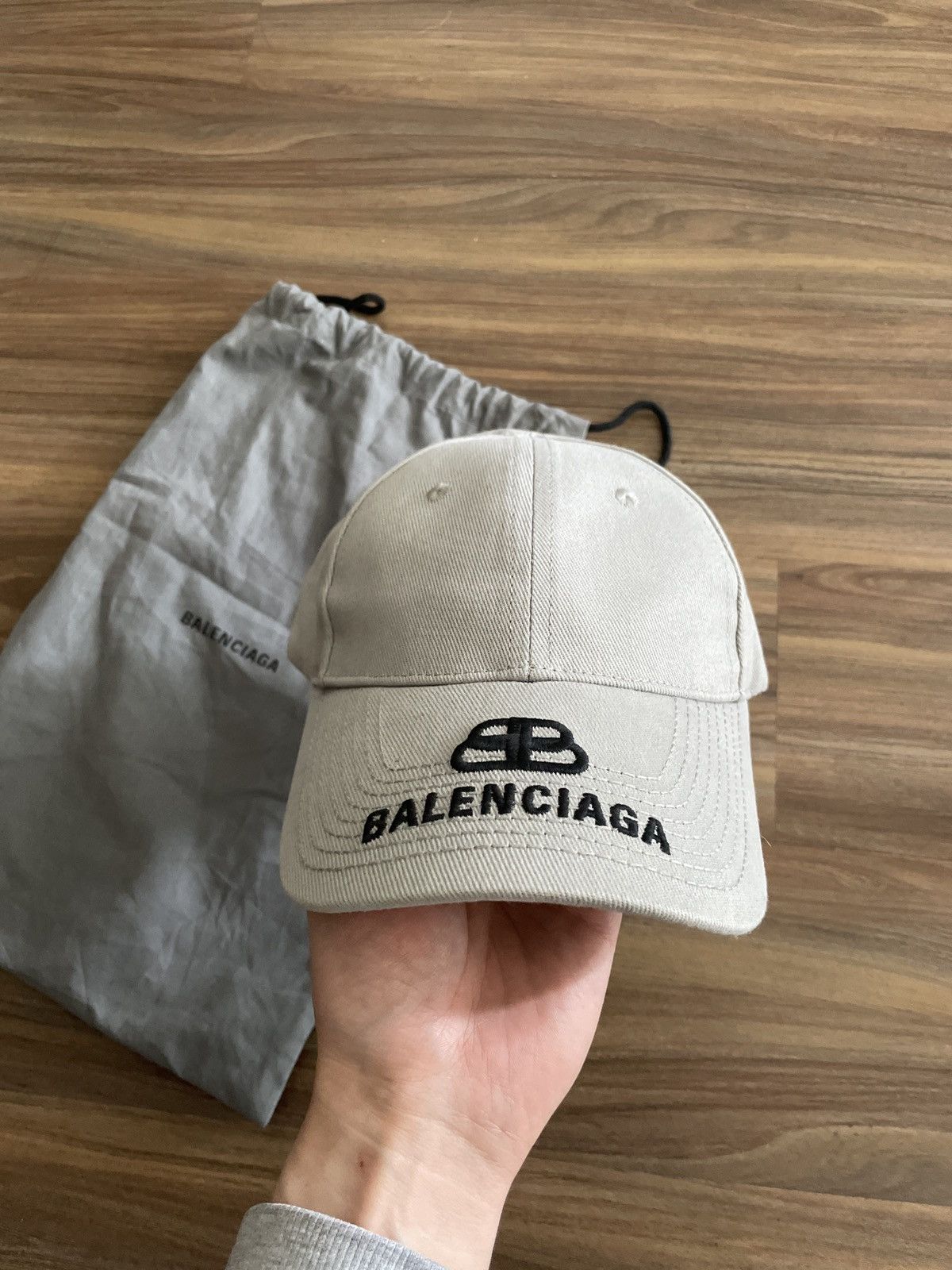 Balenciaga baseball cap/ best balenciaga hat