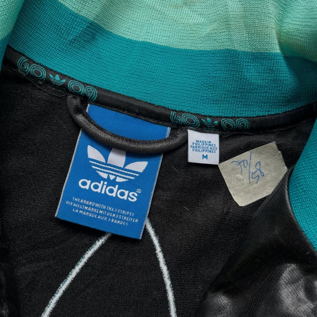 Adidas Adidas Chile 62 Size US M / EU 48-50 / 2 - 5 Thumbnail