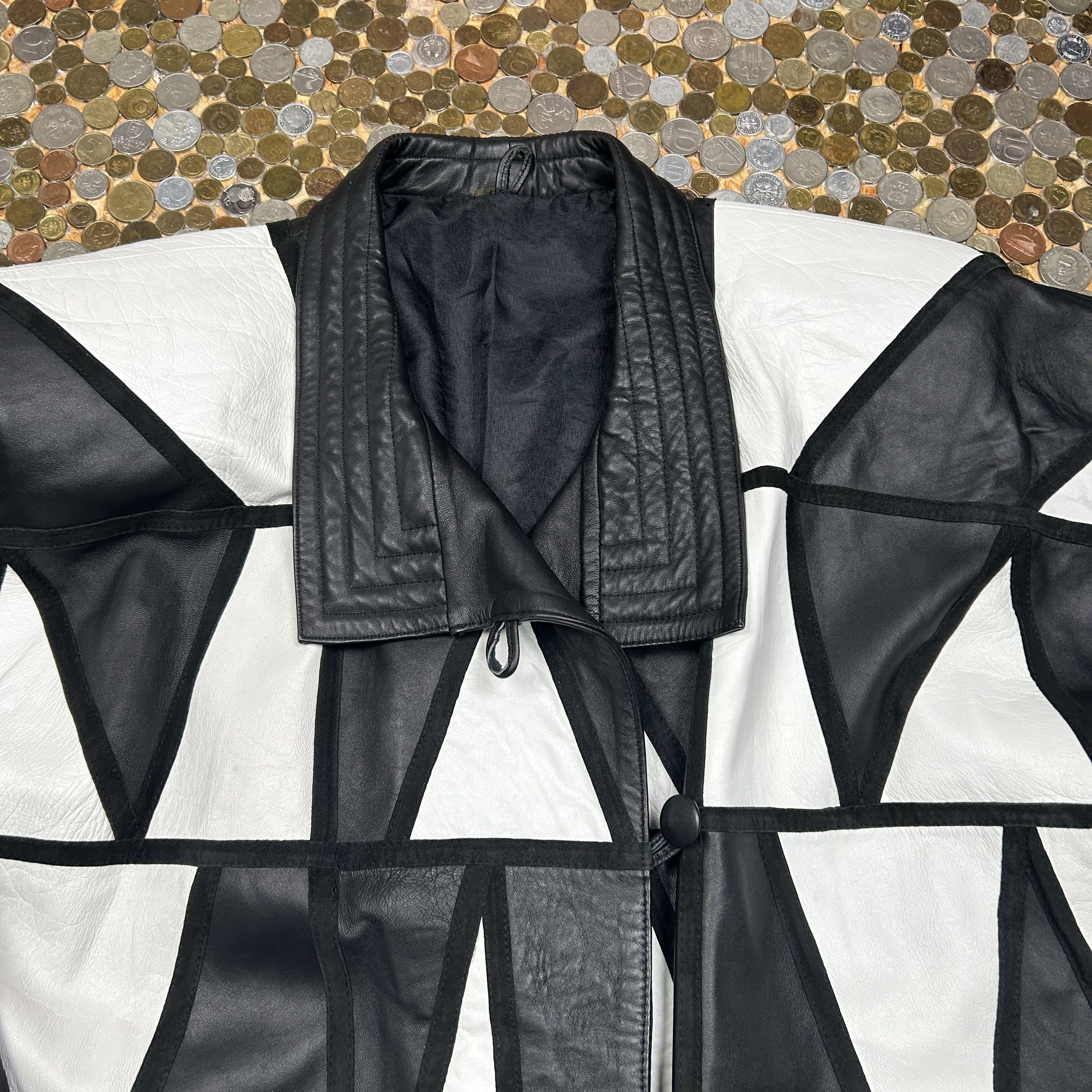 Vintage Vintage leather traingle patch long jacket 80's vibe Size US XXL / EU 58 / 5 - 2 Thumbnail