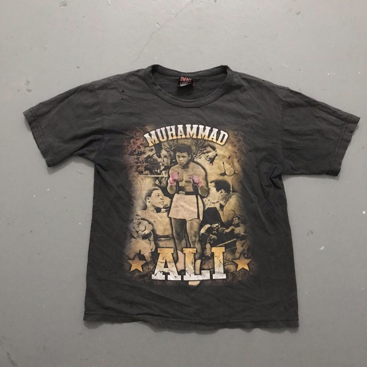Vintage Faded & washed out Muhammed Ali graphic t-shirt | Grailed