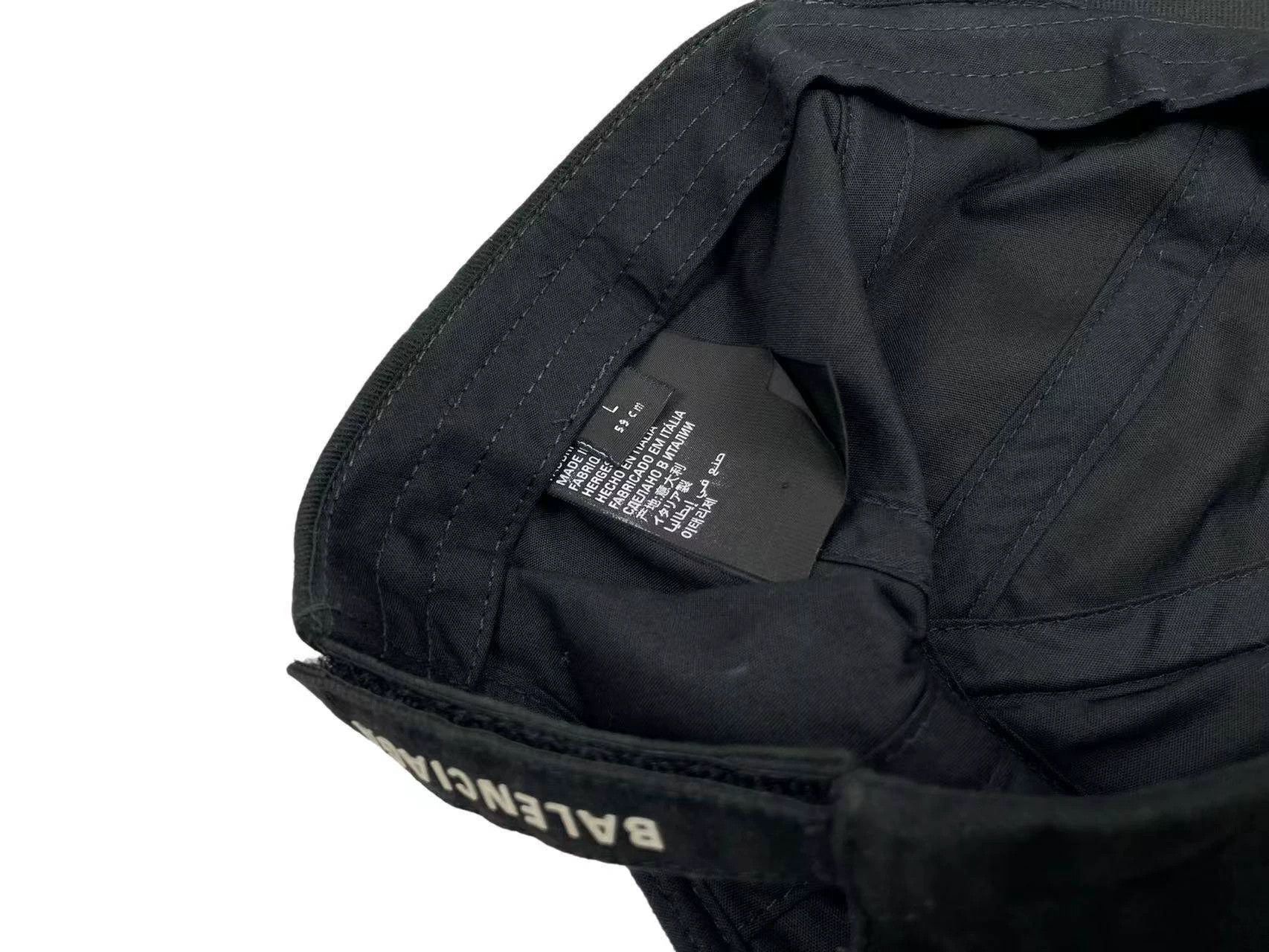 Balenciaga Balenciaga Screaming Logo Curved Brim Baseball Cap Size ONE SIZE - 5 Thumbnail
