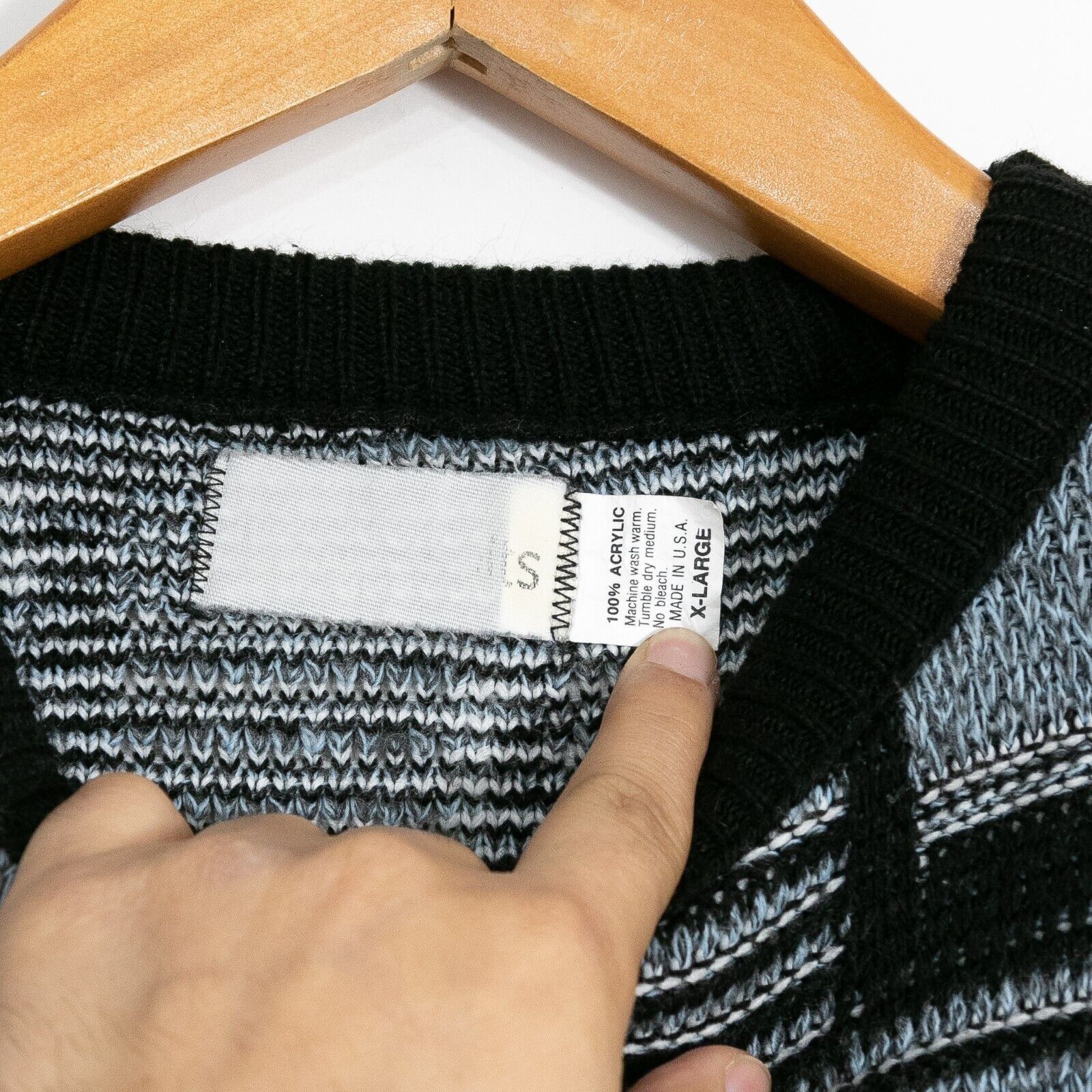 Vintage Vintage Geometric Pattern Acrylic Sweater Large - Abstract Size US L / EU 52-54 / 3 - 3 Thumbnail