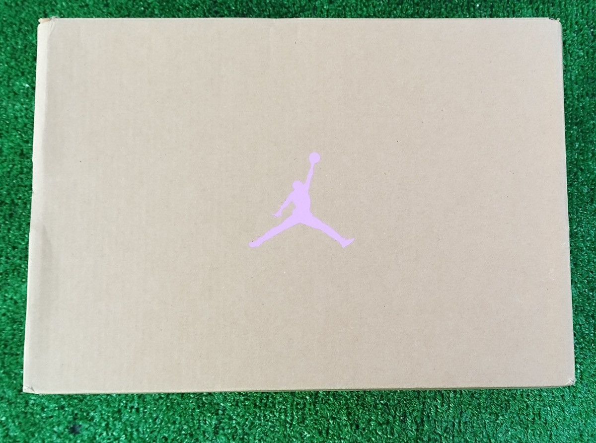 Jordan Brand Jordan 4 Spizike Low Lola Bunny GS # 38,5eu - #6Us Size US 6 / IT 36 - 12 Thumbnail