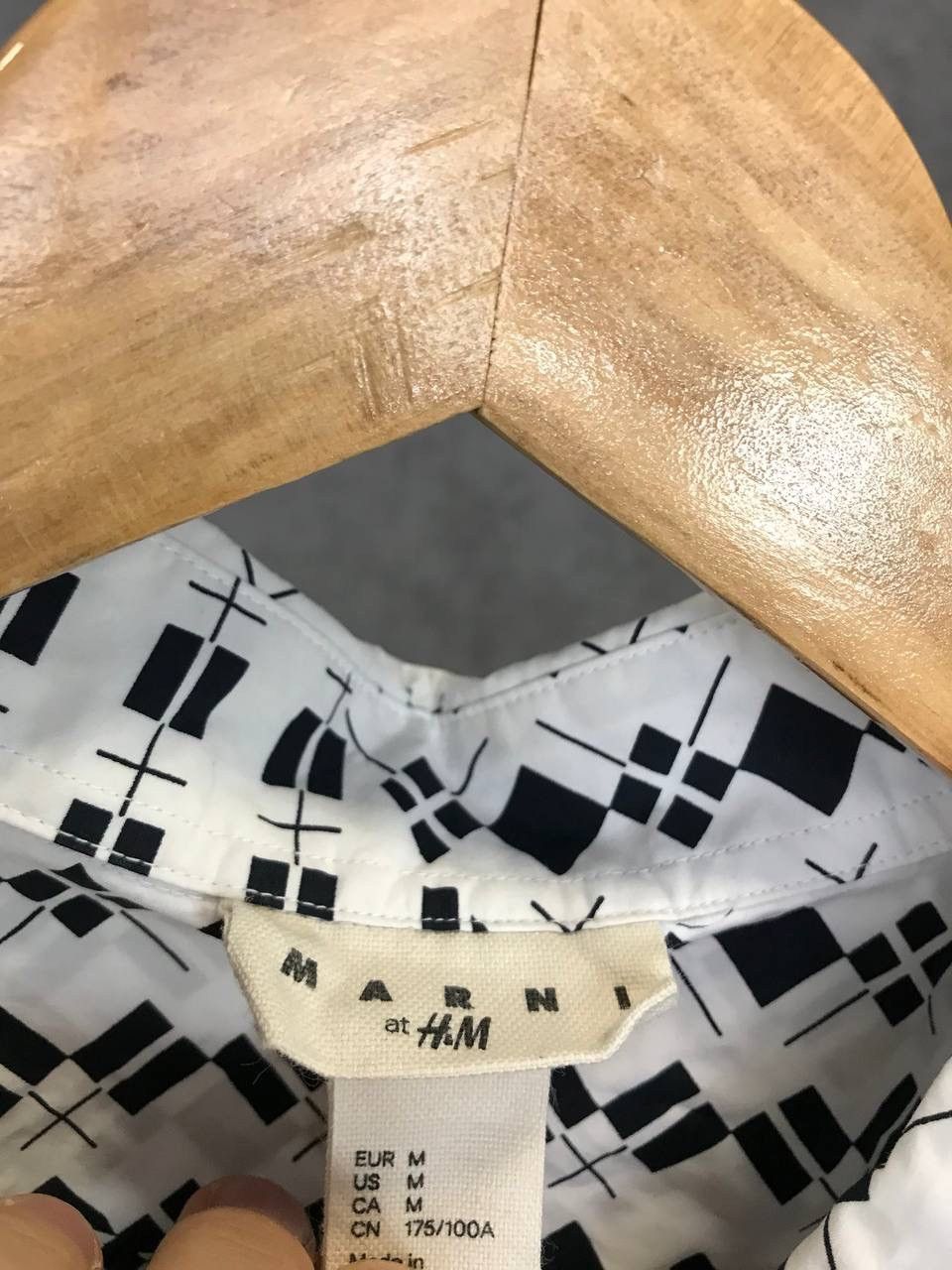 Marni × Uniqlo Marni x H&M art designer shirt Size US M / EU 48-50 / 2 - 4 Thumbnail
