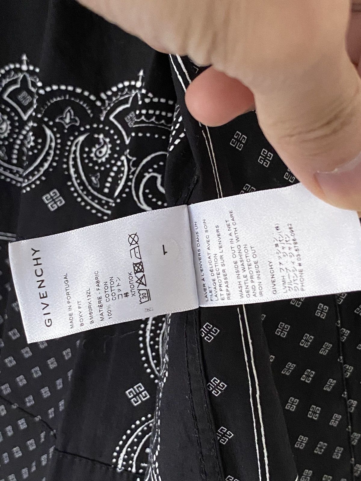 Givenchy Givenchy bandana short sleeve t-shirt Size US M / EU 48-50 / 2 - 7 Thumbnail