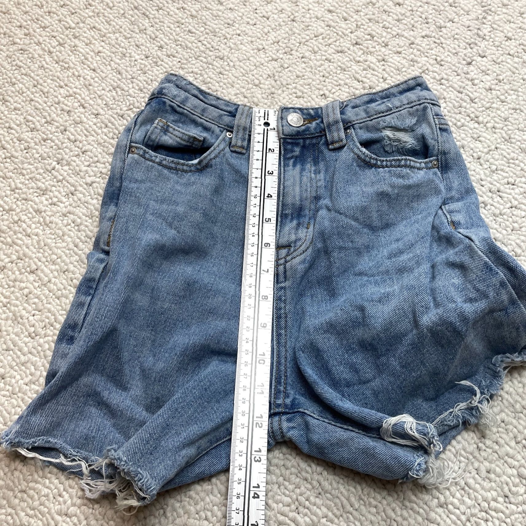 Vintage Simple Society Jeans Shorts Womens 00/23 Blue Denim Medium Wash Raw Bottoms Shorts Womens 00 Blue Denim Size 42" / US 20 - 4 Thumbnail