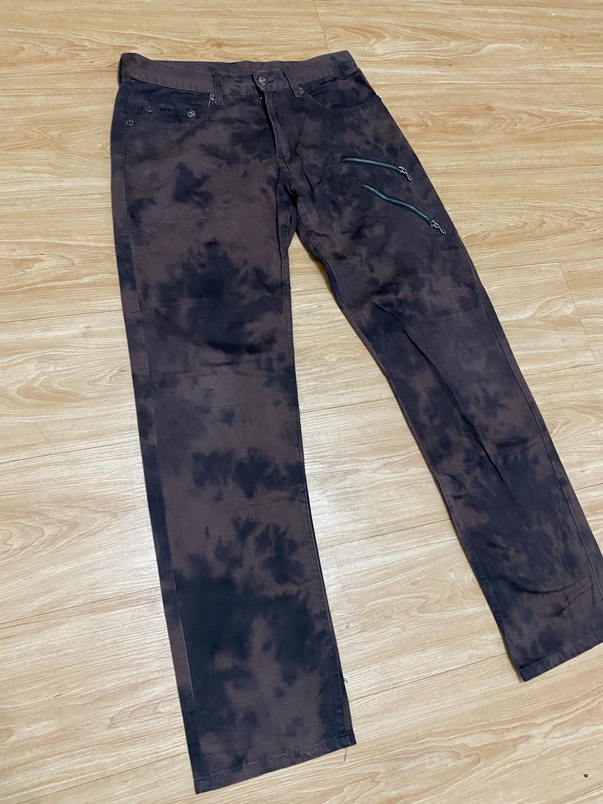 Japanese Brand Acid wash punk design Japanese brand very rare Size US 30 / EU 46 - 5 Thumbnail