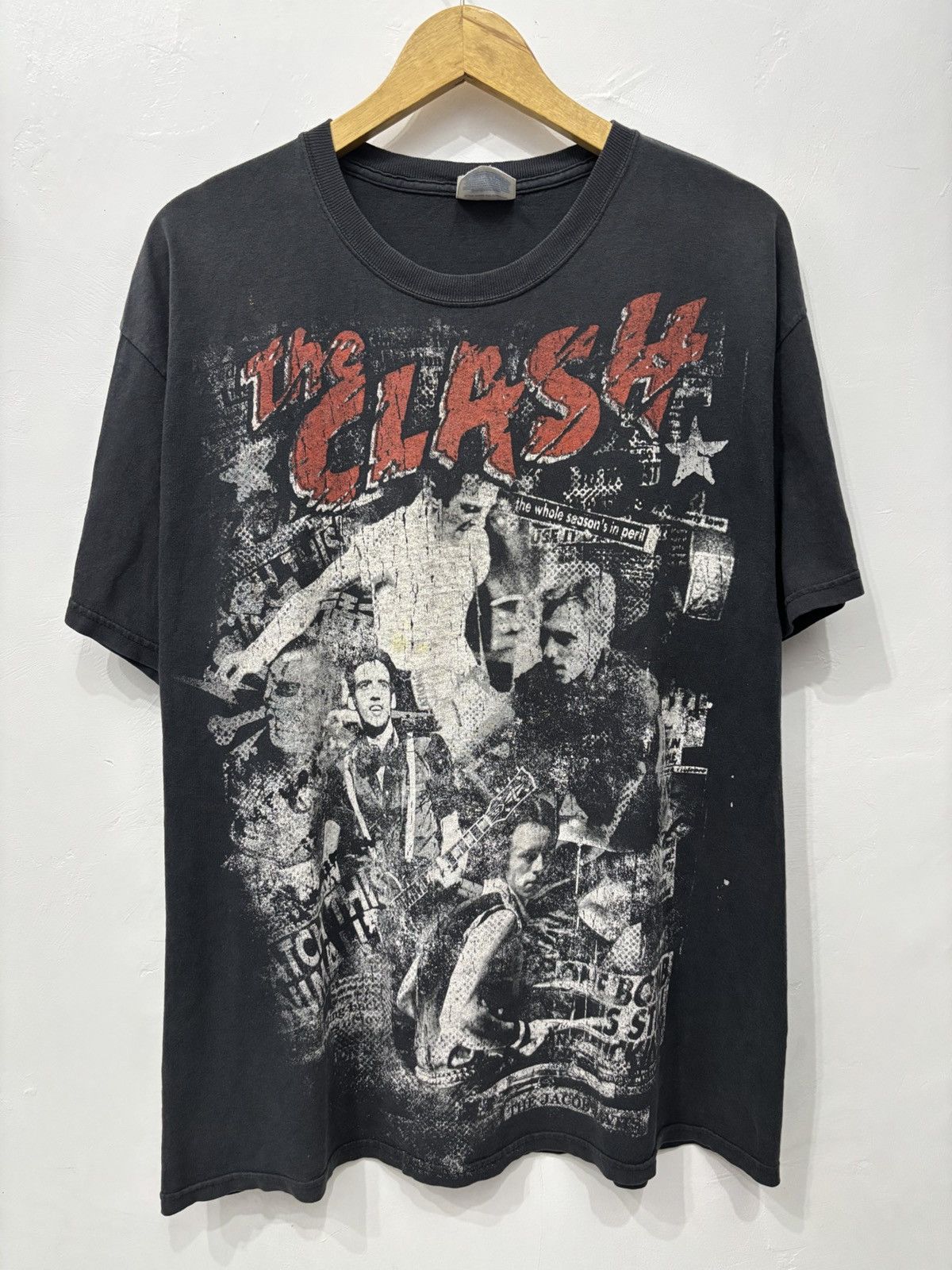 Band Tees Vintage The Clash Band Punk Rock Y2K Size US L / EU 52-54 / 3 - 1 Thumbnail