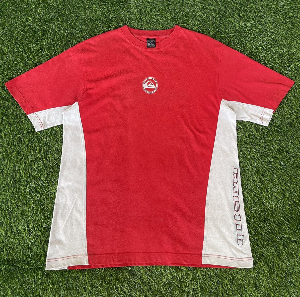 Quiksilver Vintage’y2k🔥QUIKSILVER🔥Center Logo Hybrid Tshirt Size US XL / EU 56 / 4 - 8 Thumbnail