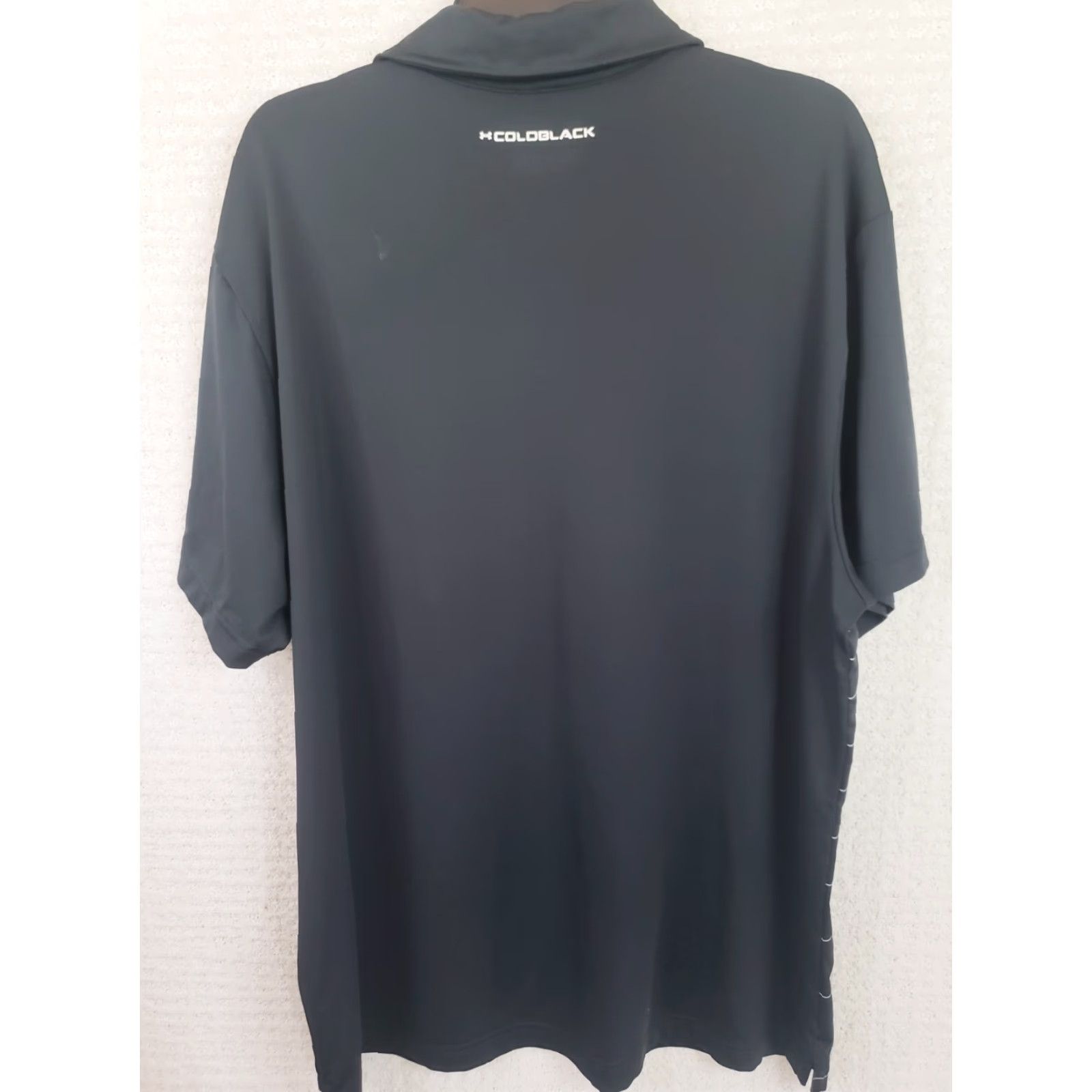 Under Armour Under Armour HeatGear Polo Shirt Mens XL Black White Chest Stripes Short Sleeve Golf Shirt Size US XL / EU 56 / 4 - 6 Thumbnail