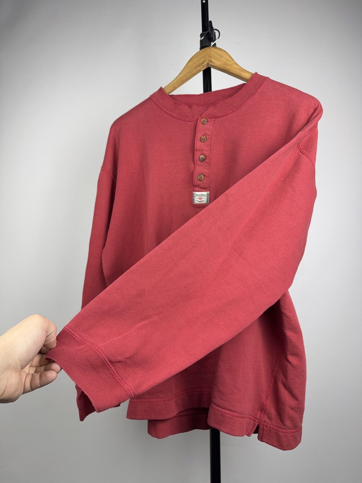 Levi's 90s Vintage Levi’s Red Henley Sweatshirt Made in Portugal Size US L / EU 52-54 / 3 - 9 Thumbnail