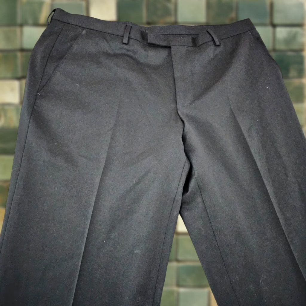 Hugo Boss Hugo Boss Dress Pants Mens Size 35x33 Black Johnstons Lenon Wool Flat Front Regular Straight Pants Mens Black Size US 35 - 1 Thumbnail