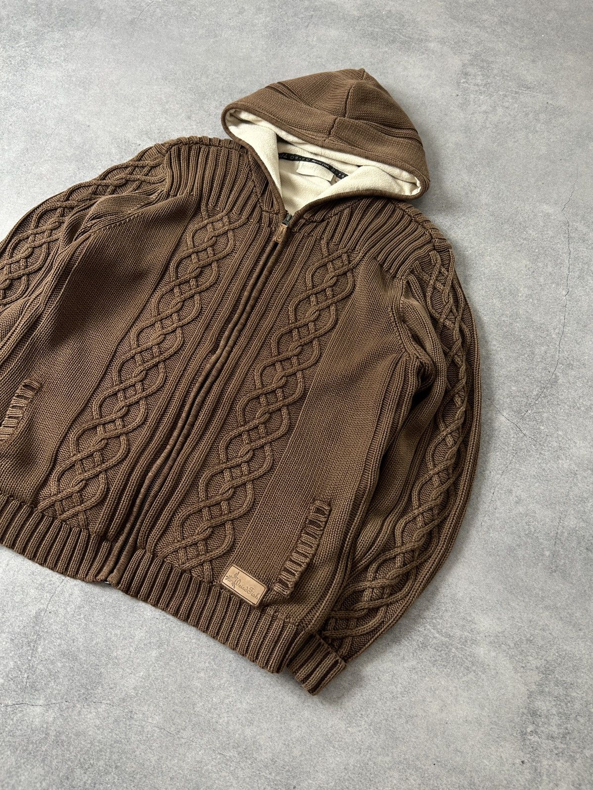 Japanese Brand Vintage Weird Fish Brown Knit Zip-Hoodies mens sherpa Size US XL / EU 56 / 4 - 3 Thumbnail