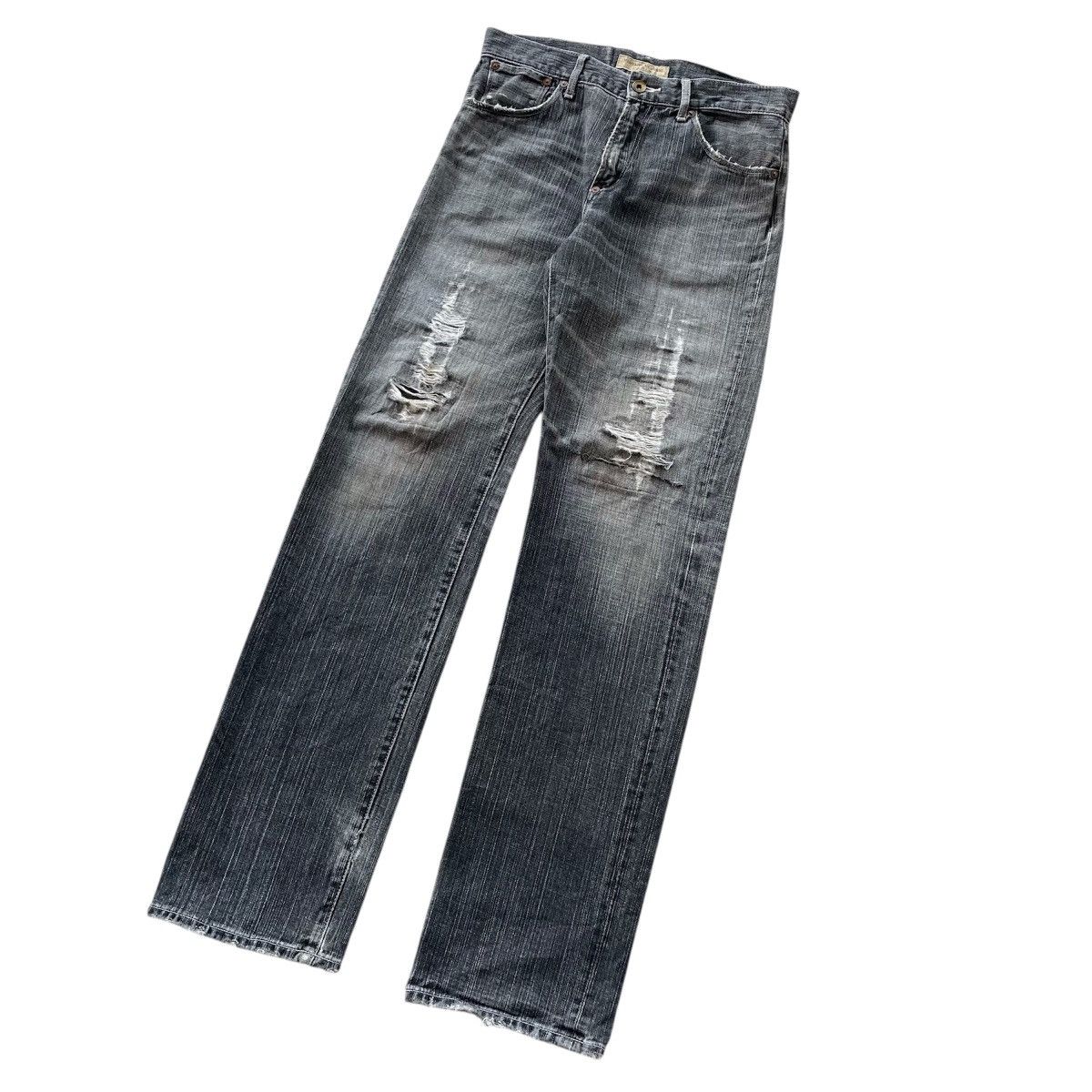 Uniqlo Vintage Uniqlo - Buckle Back Distressed Jeans Size US 30 / EU 46 - 2 Thumbnail