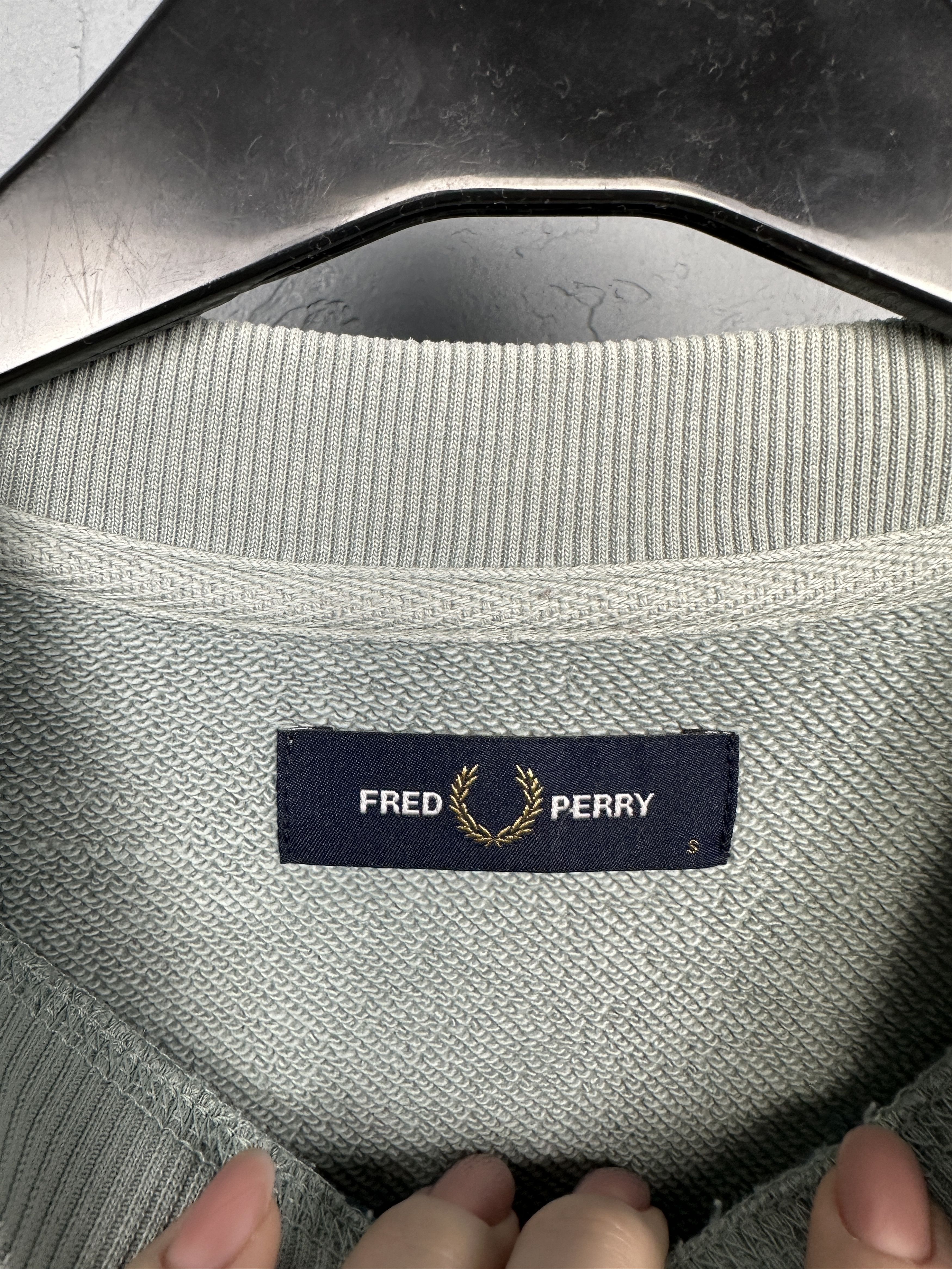Fred Perry Fred Perry Mens Crew Neck Sweatshirt Size US S / EU 44-46 / 1 - 3 Thumbnail