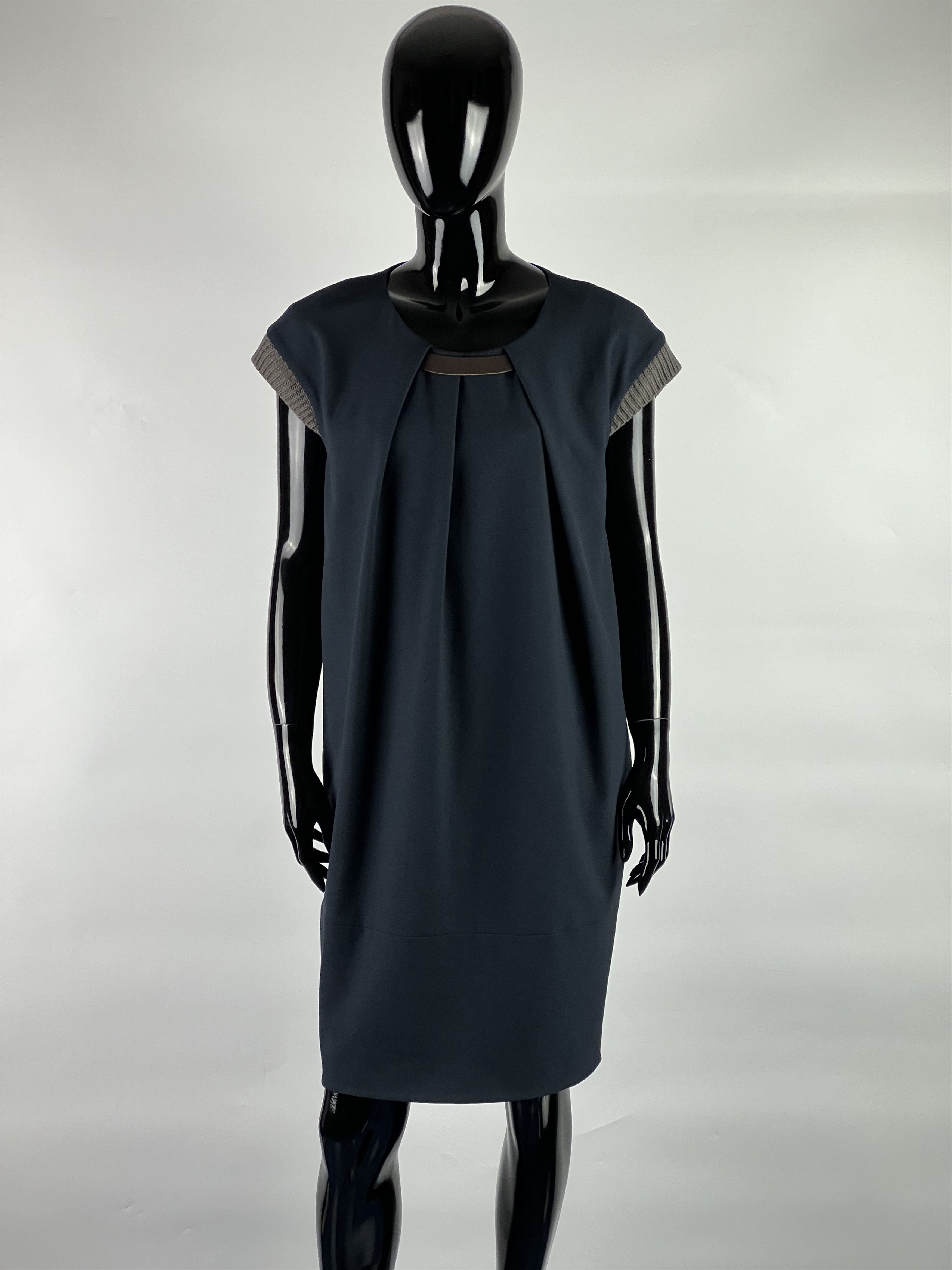 Peserico Peserico Sleeveless Pleated Midi Dress Size IT42 Size M / US 6-8 / IT 42-44 - 1 Thumbnail