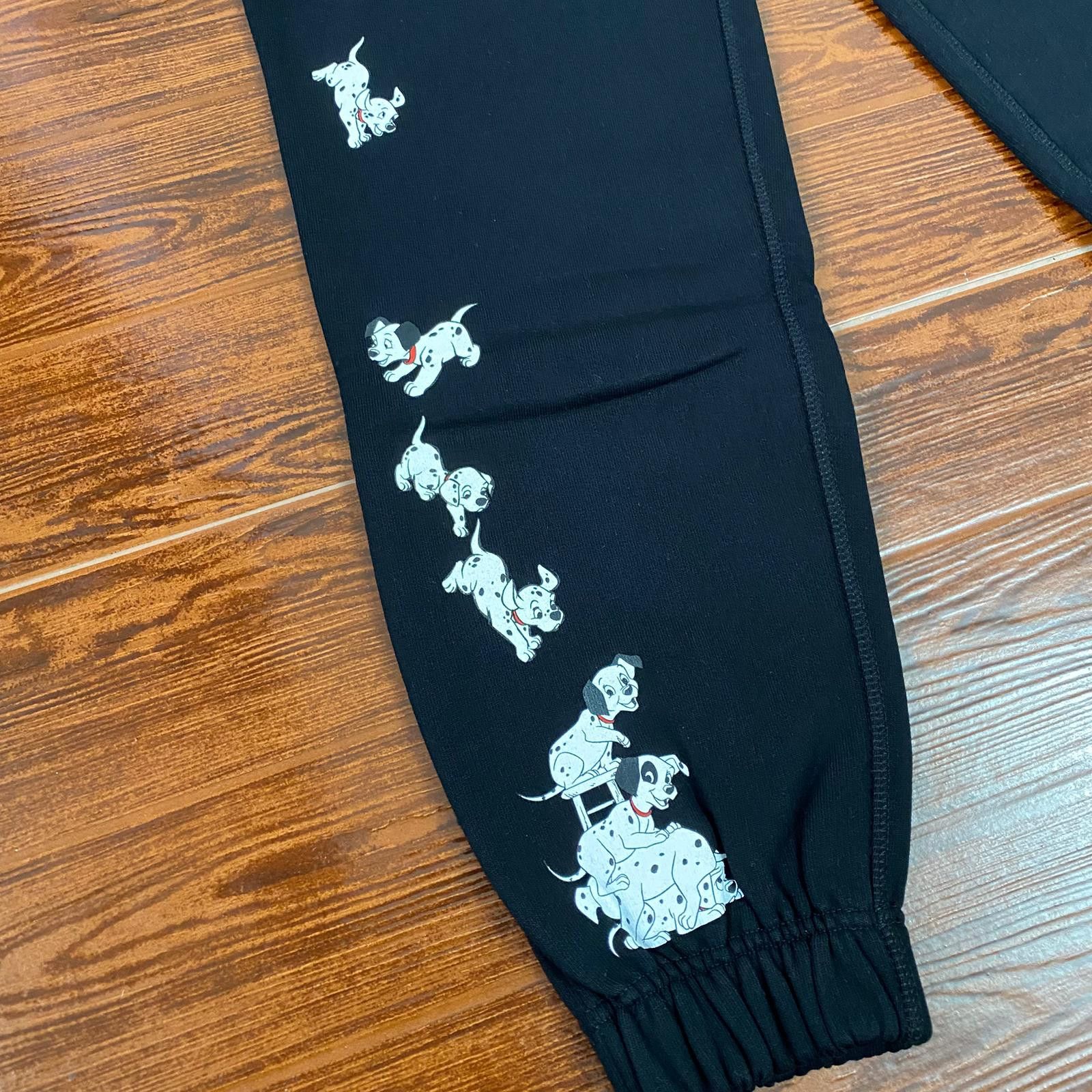 Givenchy x Disney Black Dalmatian Print Logo Sweatpants Size US 28 / EU 44 - 6 Thumbnail