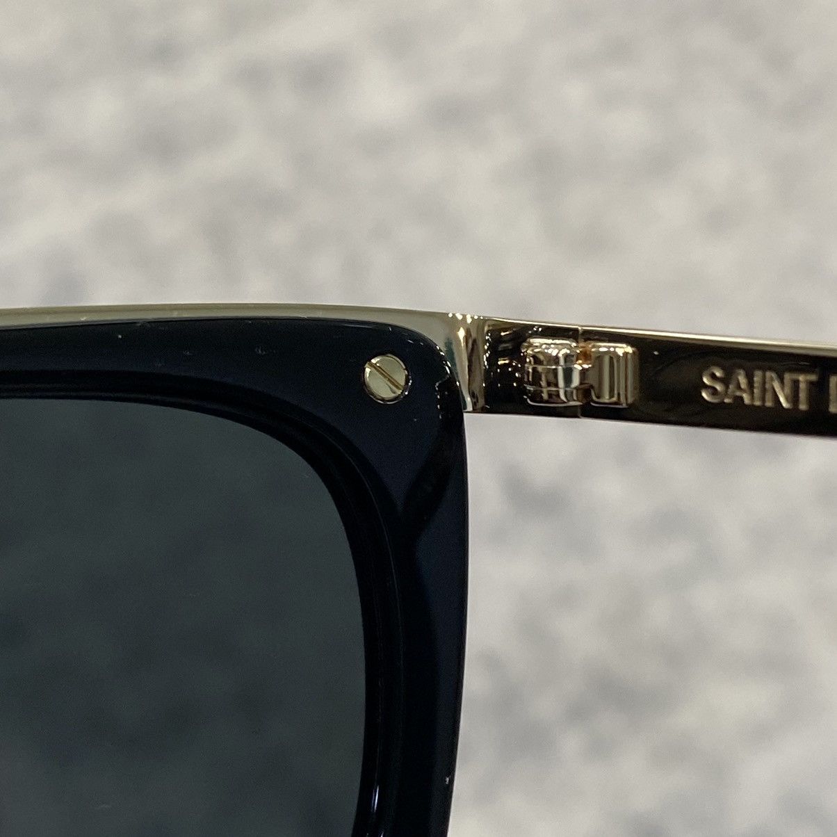 Saint Laurent Paris SAINT LAURENT SL 766 001 GOLD BLACK Size ONE SIZE - 4 Thumbnail