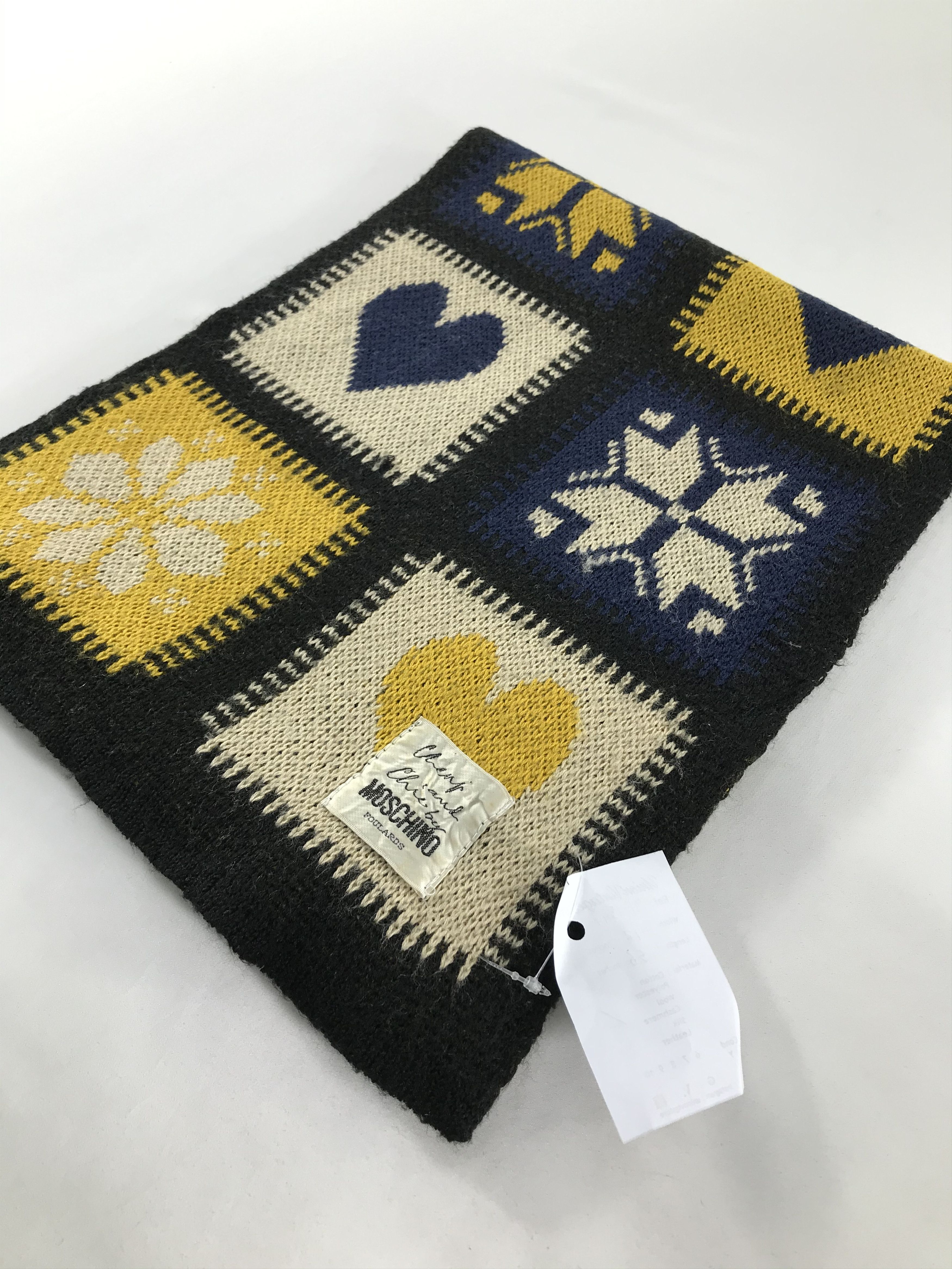 Moschino Vintage Moschino Scarf/Muffler/Neckwear MF1547 Size ONE SIZE - 3 Thumbnail