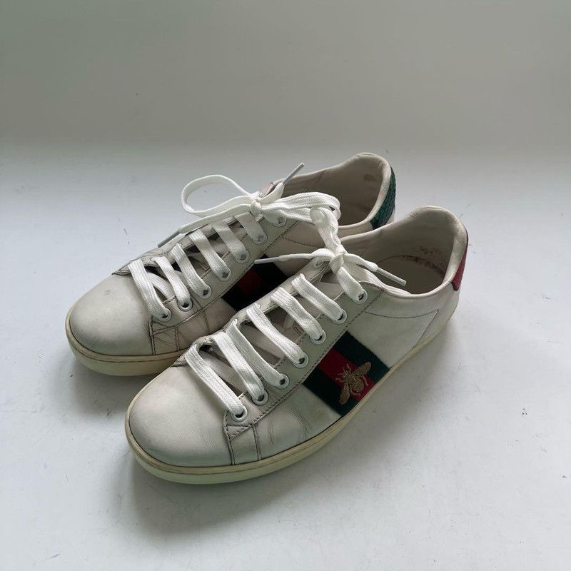 Gucci Gucci Ace Low-Top Sneakers with Bee Design 0079 Size US 5 / IT 35 - 1 Thumbnail