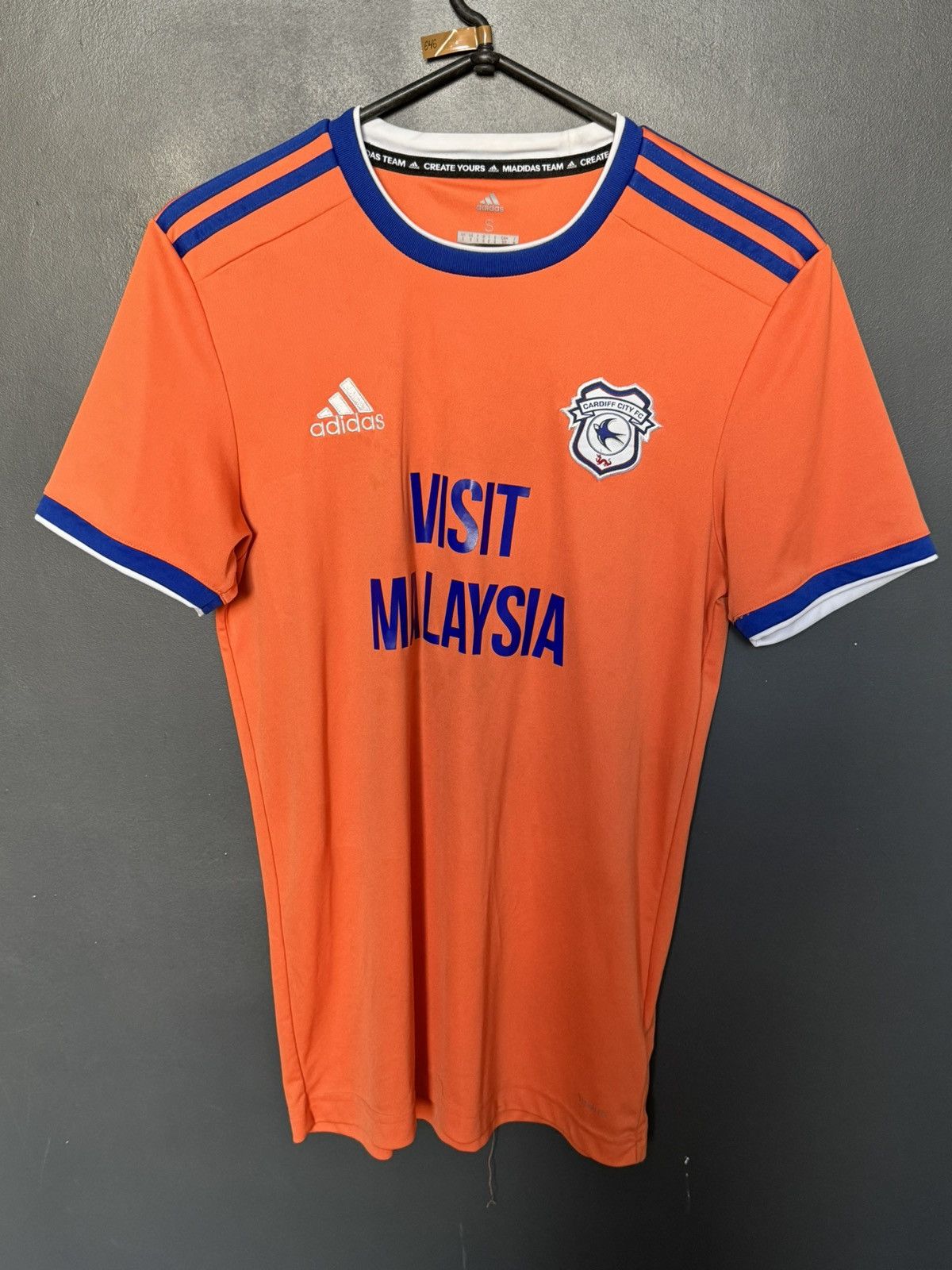 Adidas Cardiff City 19/20 Away Football Jersey Size US S / EU 44-46 / 1 - 1 Thumbnail