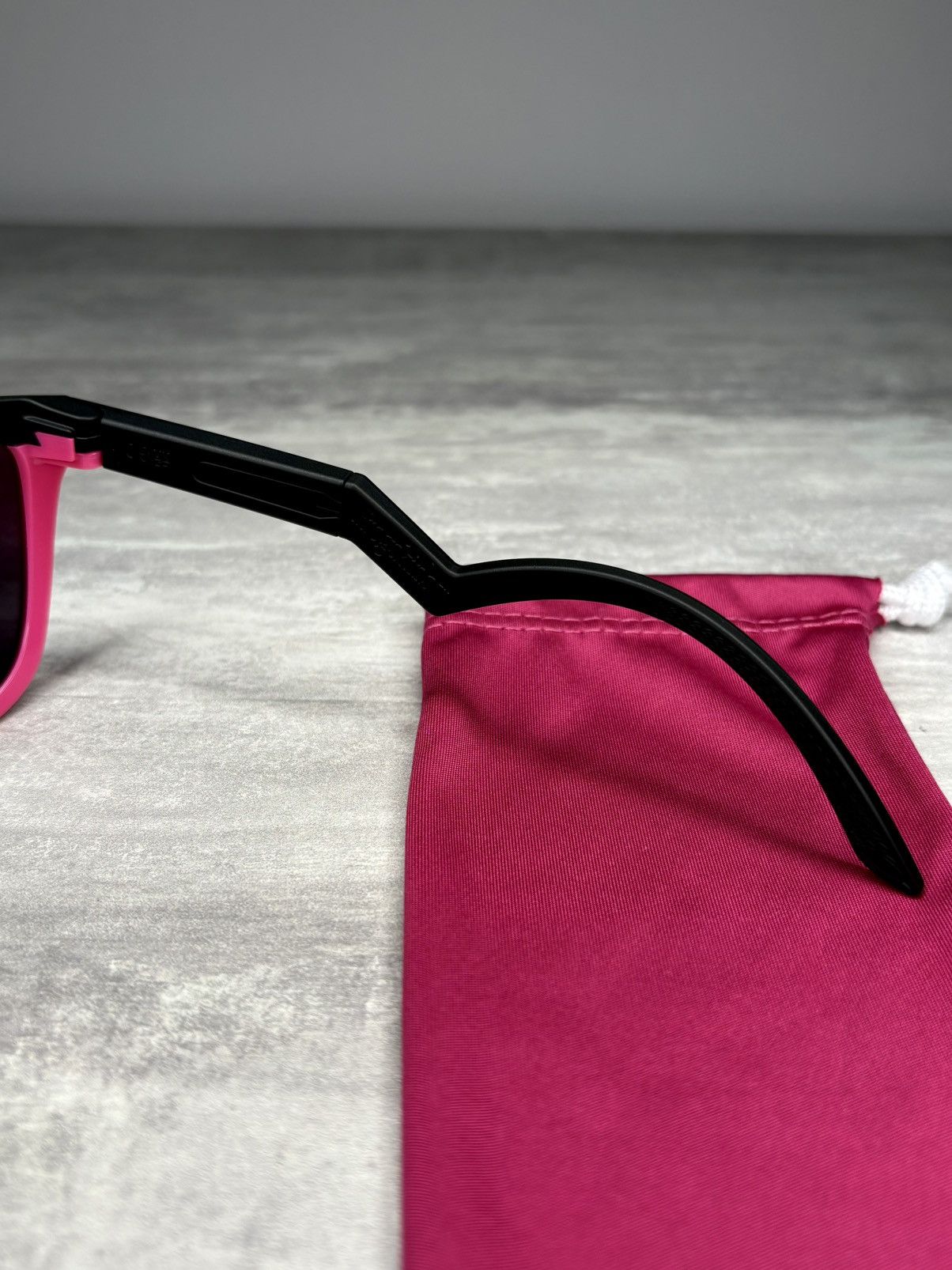 Oakley Oakley Sunglasses Frogskins Hybrid «Matte Black/Neon Pink» Size ONE SIZE - 13 Thumbnail