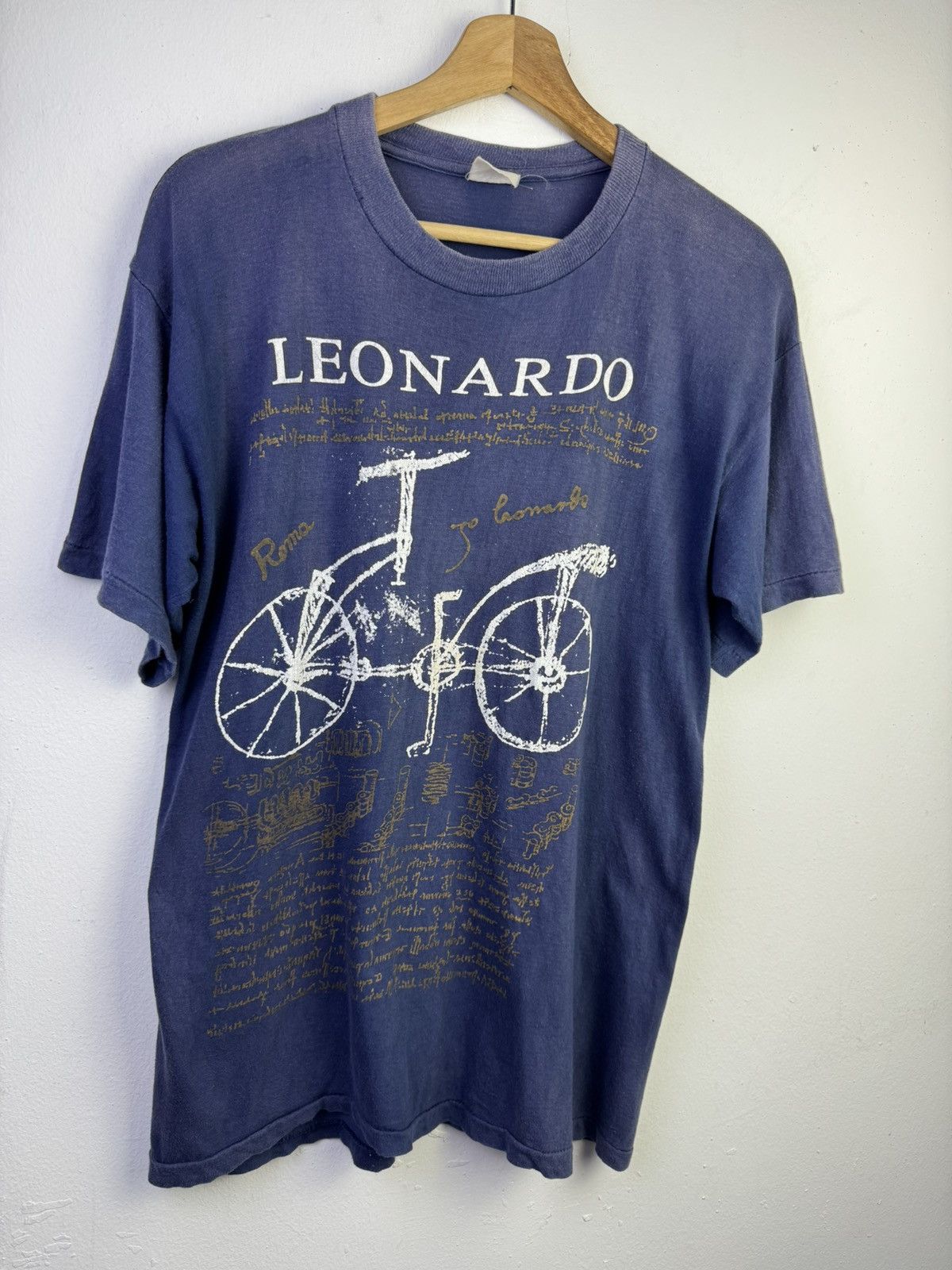 Vintage vintage 90s Leonardo da Vinci bicycle graphic t-shirt, Size US M / EU 48-50 / 2 - 2 Thumbnail