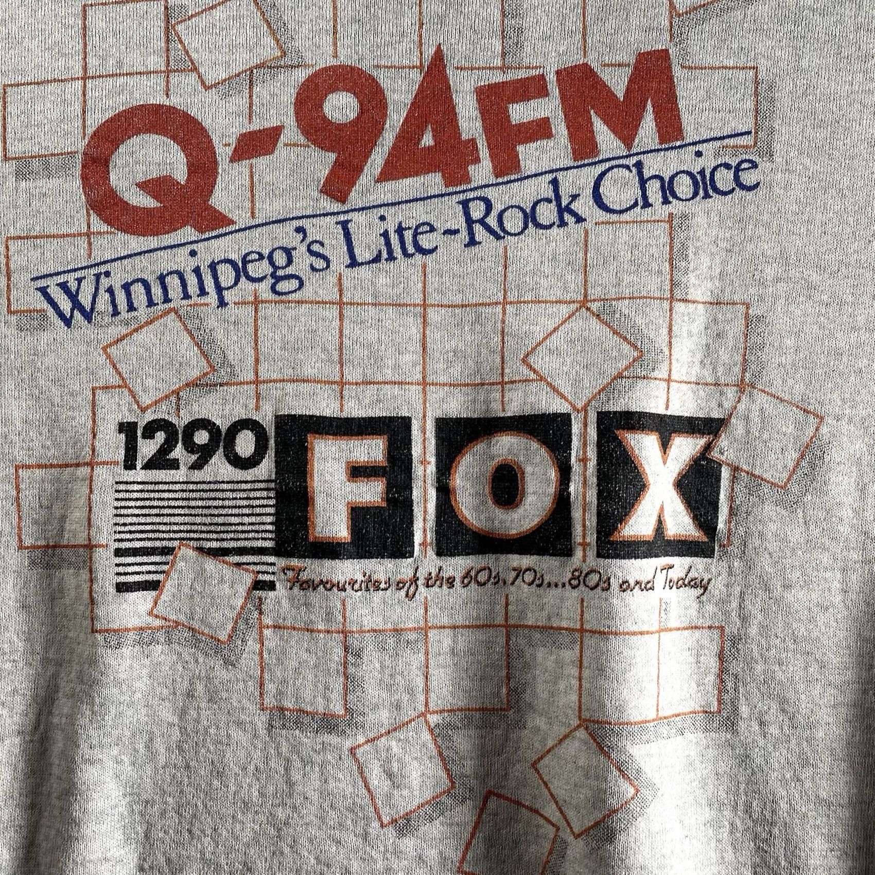 Vintage FOX Q94 FM Pullover Sweatshirt XL Men Gray Rock Crewneck Canada Sweatshirt Crewneck Mens 1290 Winnipeg Radio Size US XL / EU 56 / 4 - 2 Thumbnail